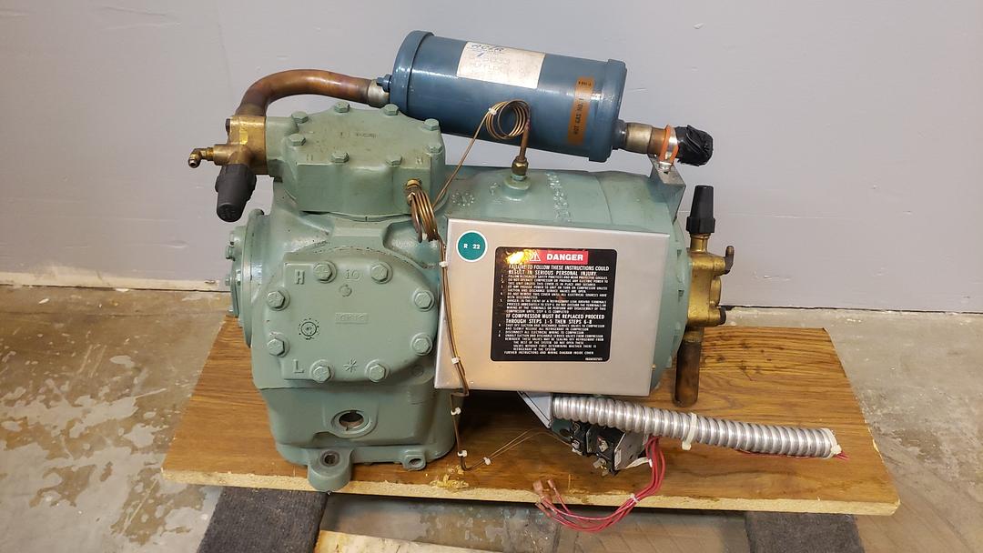 Carlyle 15 Ton Compressor 06DA8242BA3600 400/460V(S6LLST5447)
