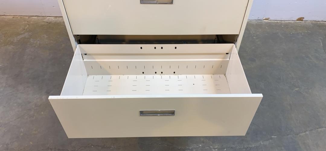 42x18x55" 4 Drawer Lateral File Cabinet(S6LLST8658)