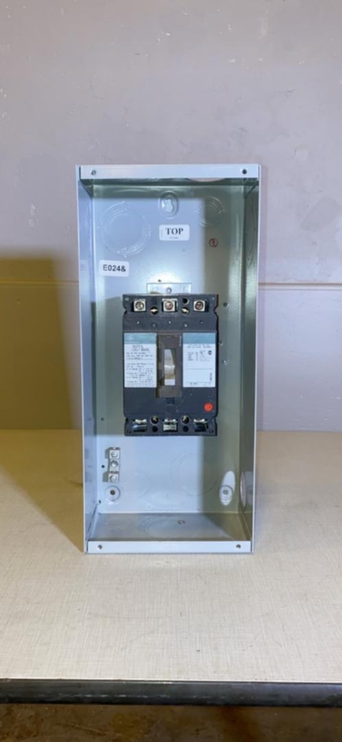 TE100F GE Type 1 Enclosure w/ TED134100UL Circuit Breaker(S6LLST4245)