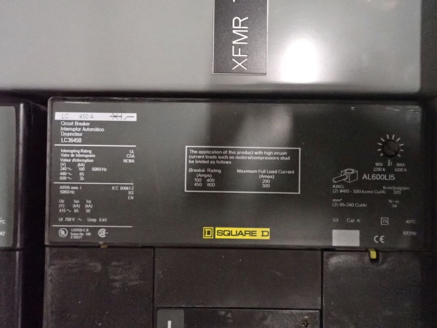 800A Square D I-Line Panelboard 480Y/277 3PH w/ 4 Circuit Breakers