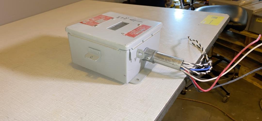 E-MON A.C. Kilowatthour Meter 208100D(S6LLST4128)
