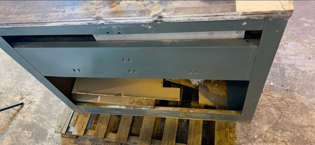 4' Laboratory Sink Casework w Eyewash & Basin(S6LLST2269)