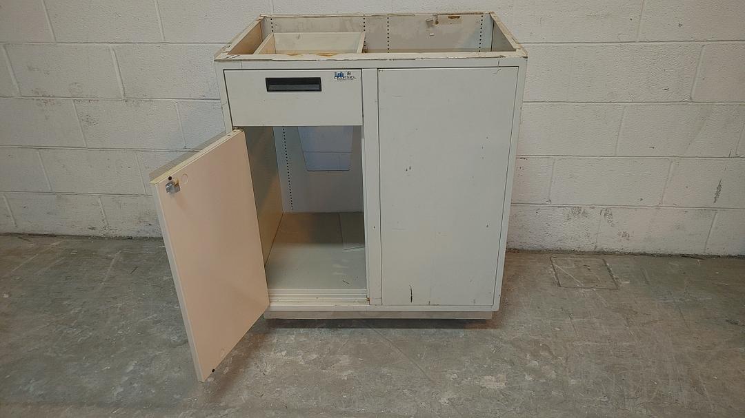 30" Casework(S6LLST11891)