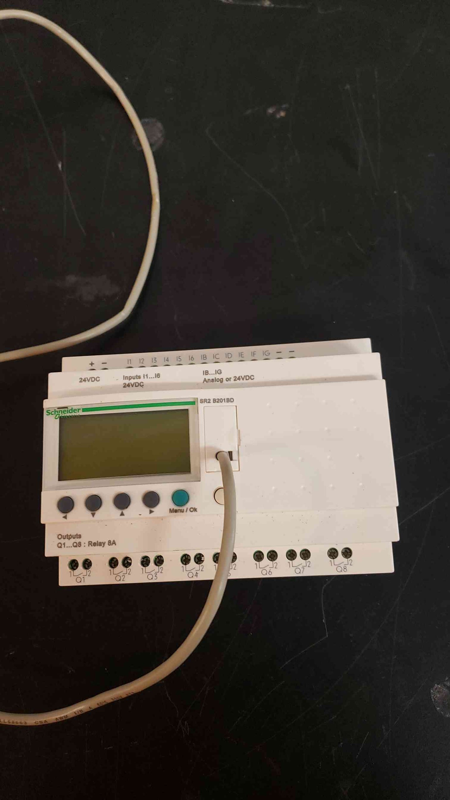 Schneider Electric SR2 B201BD Smart Relay (SKU: 2387AA)(2387AA)
