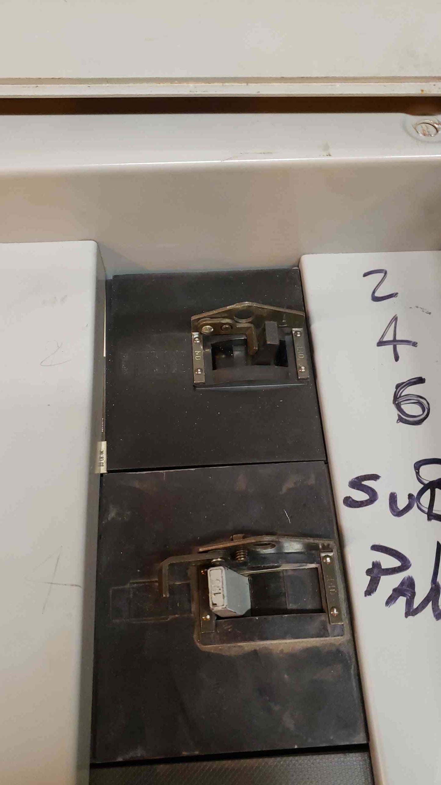 800A Square D I-Line Breaker Panel board 250V(100311)