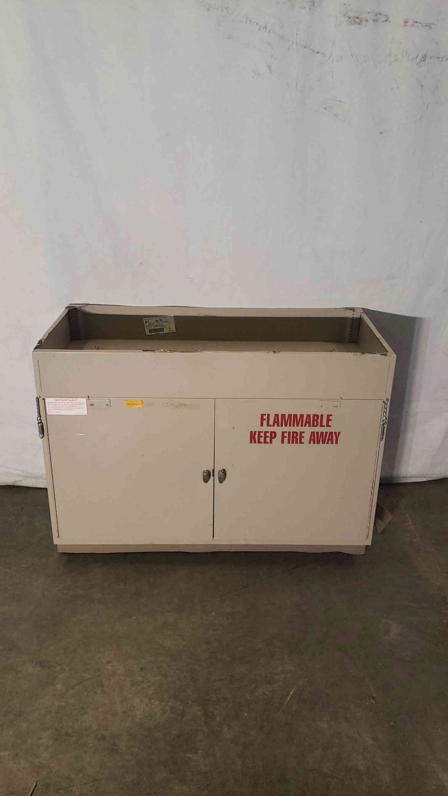 48x22x35 Flammable Cabinet(100151)