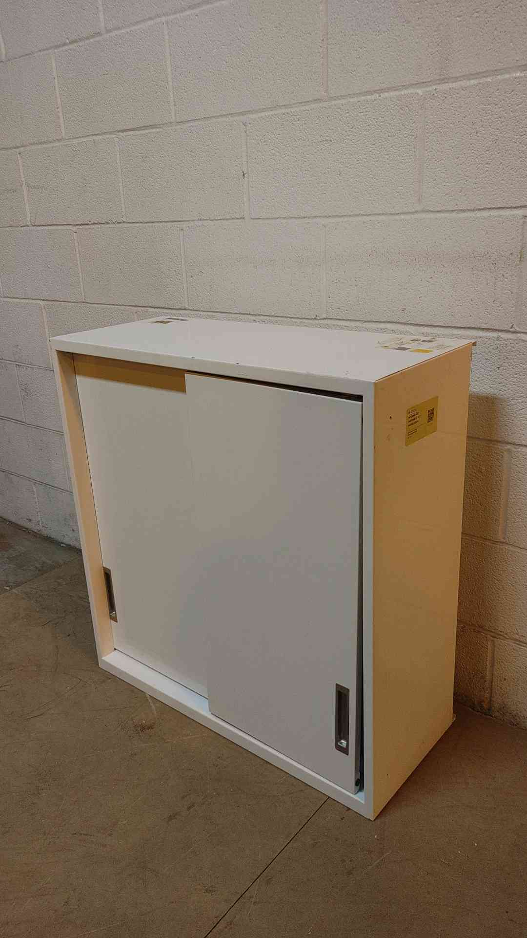 recessed 433 overhead 30" w 2 metalic doors(100267)