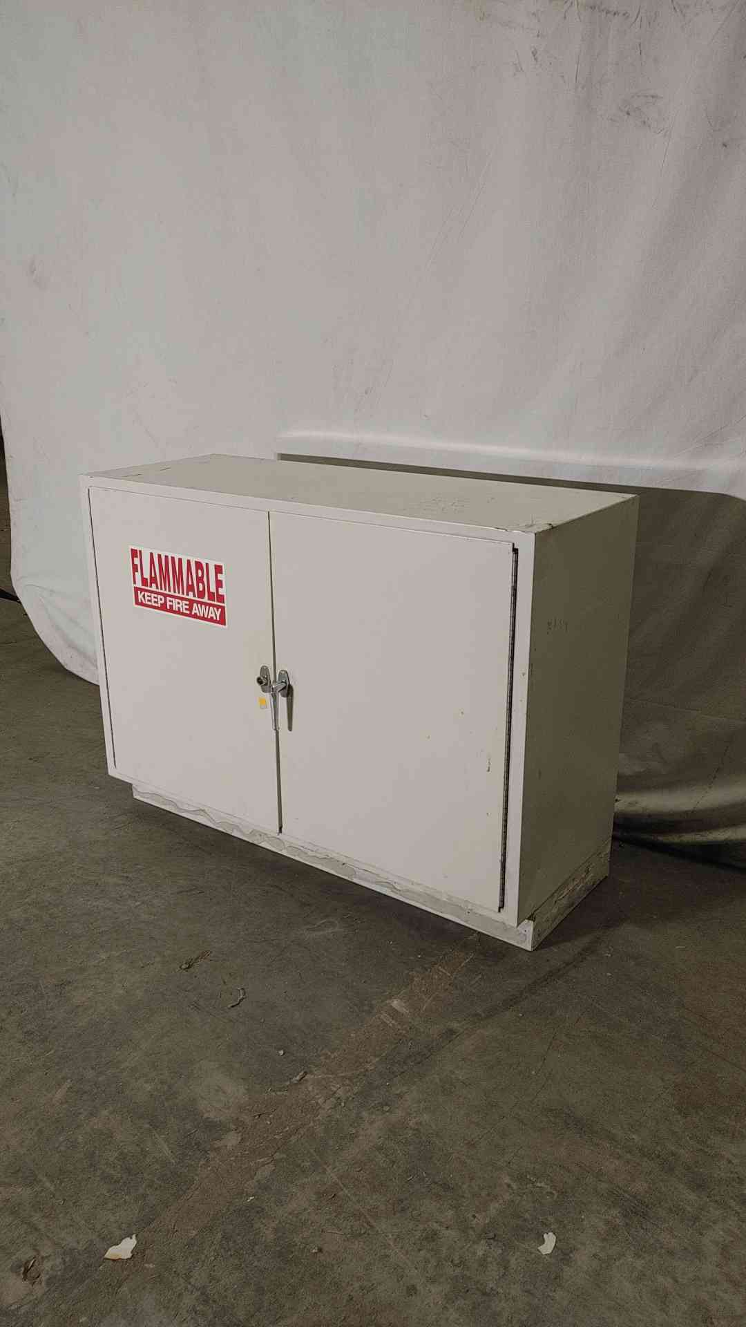 48x18x30 Flammable Casework(100259)