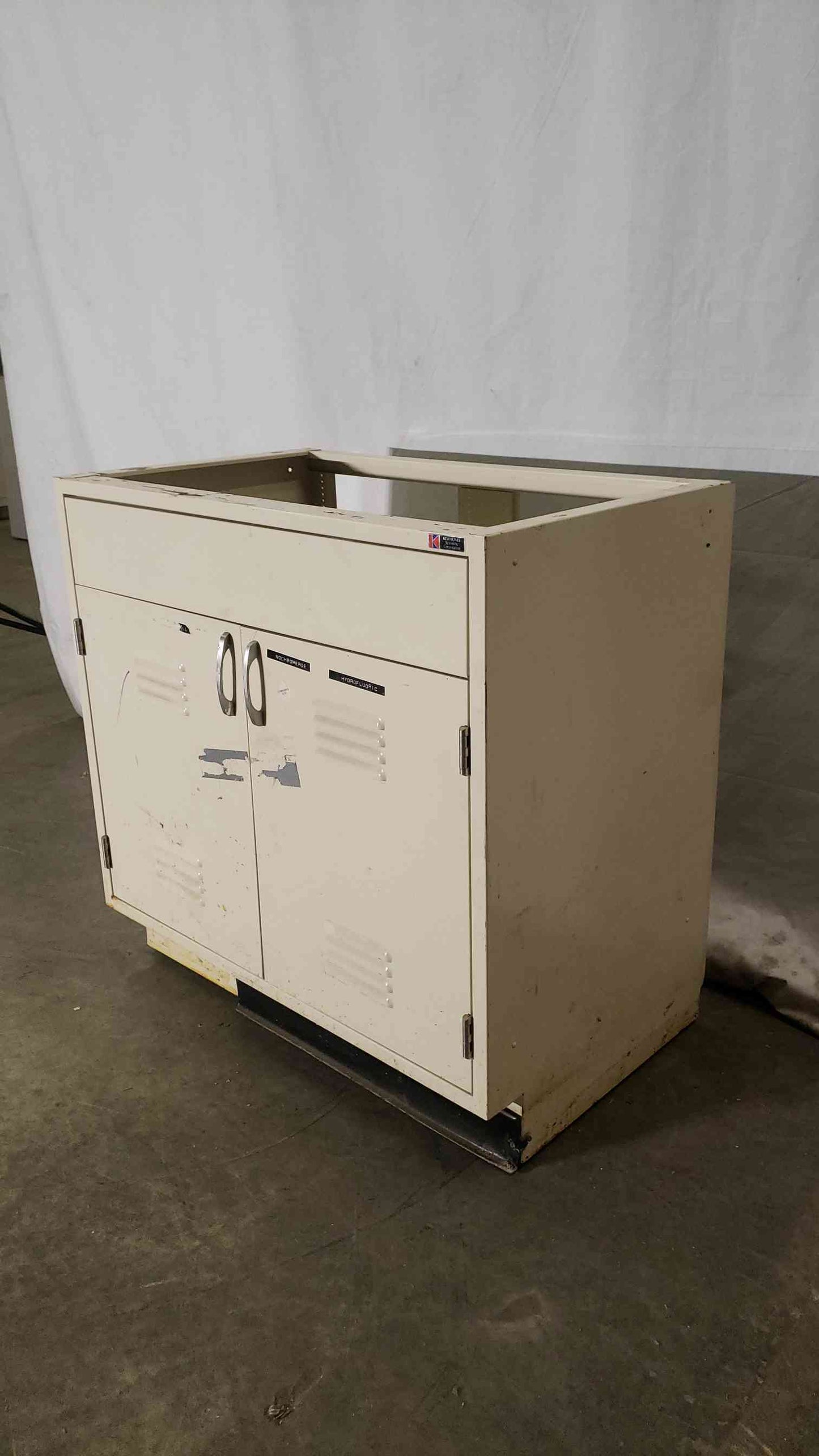 36x22x35 Tan Kewaunee Flammable Cabinet(100234)