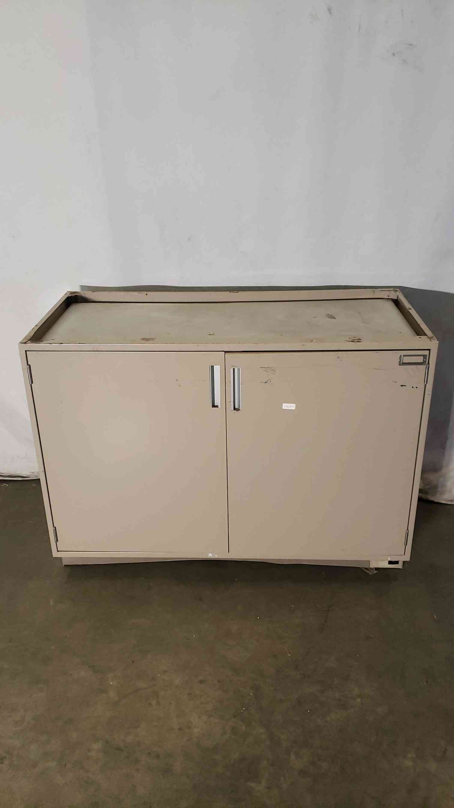 48x22x35 Recessed Acid Storage Casework(100251)