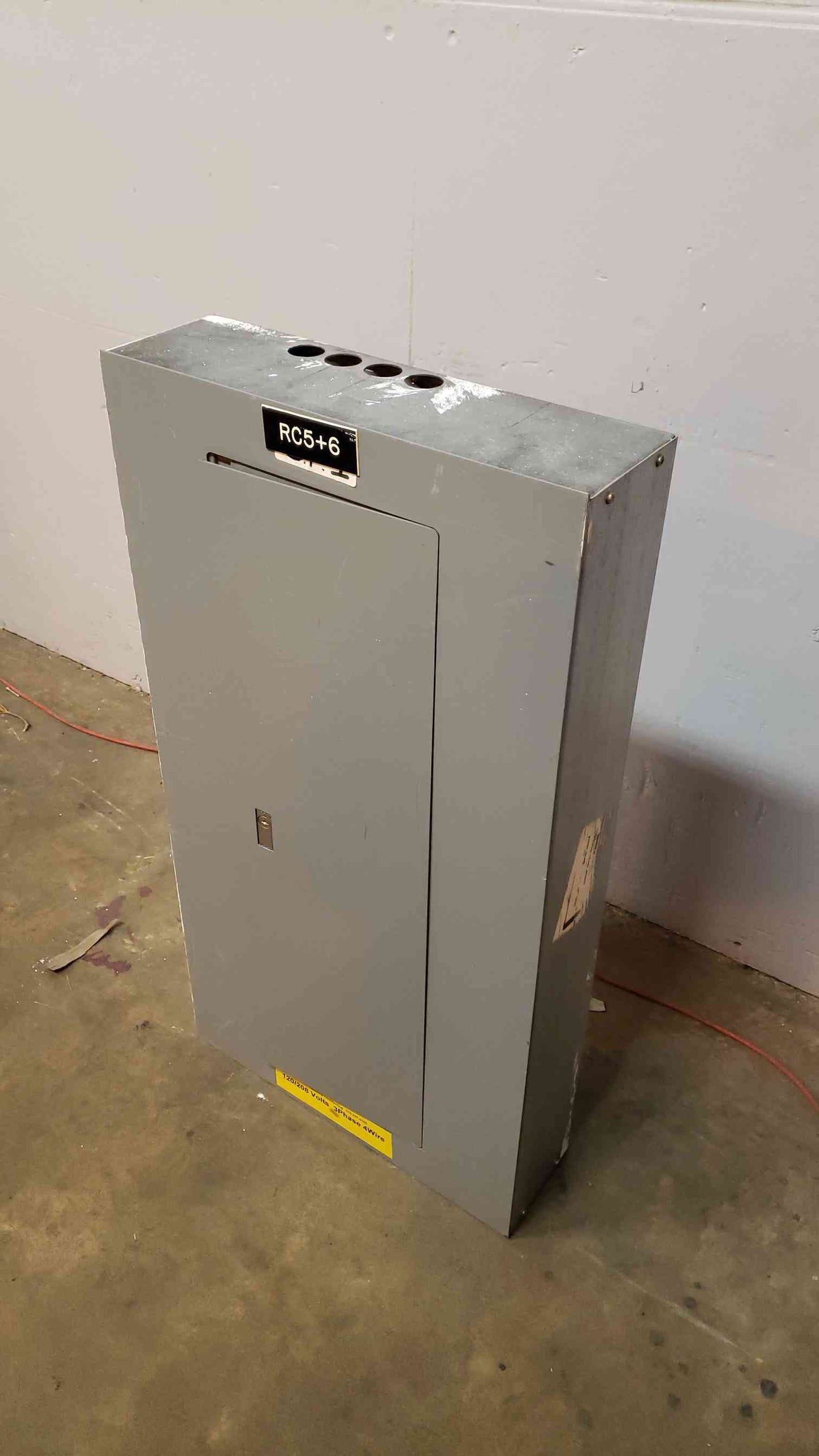 100A E2 NQOD Square D Panel Board 120/208v MHC38S LOADED(100290)