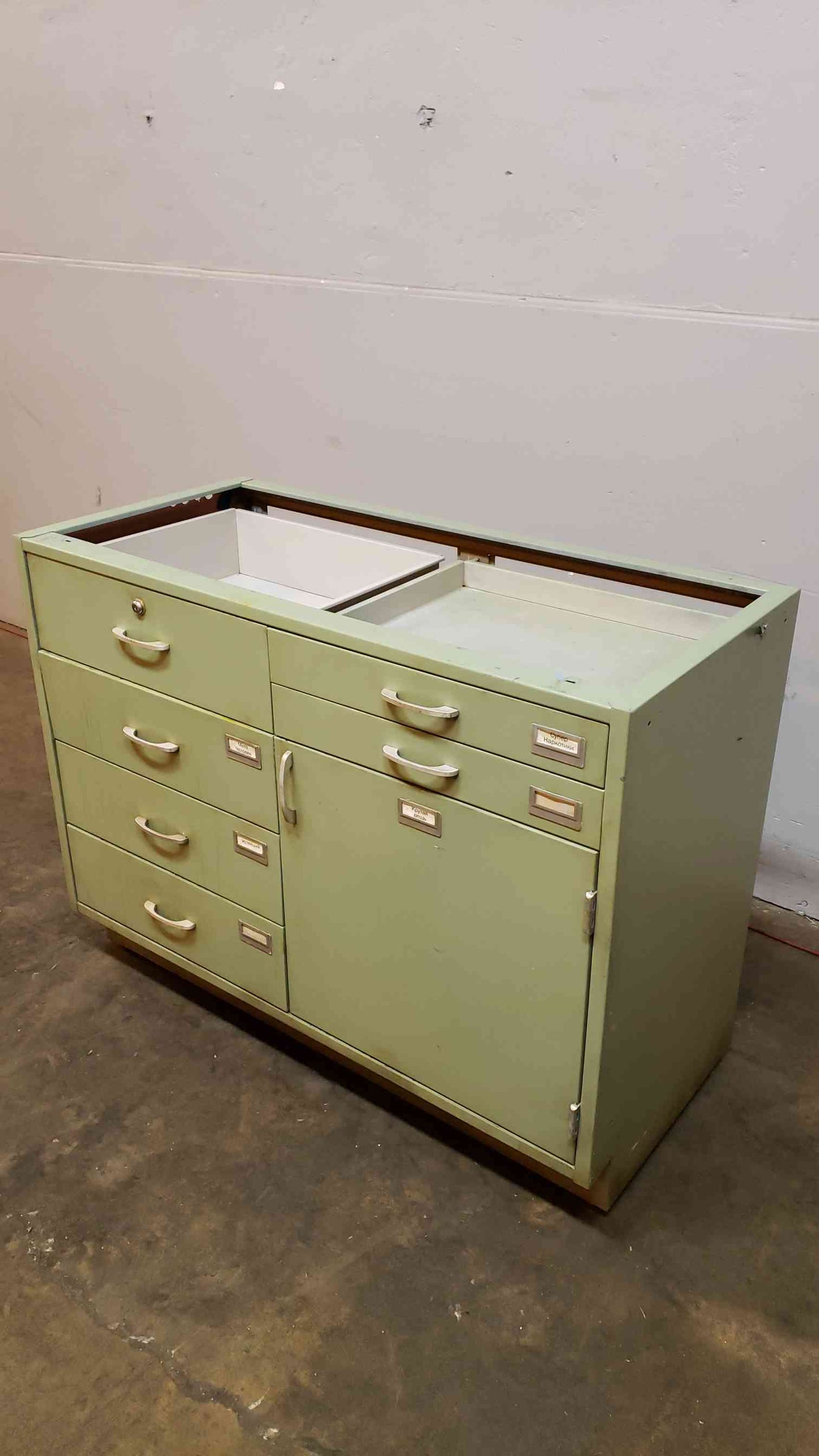 4' Green Kewaunee Casework W/6 Drawers 1 Door(101005)