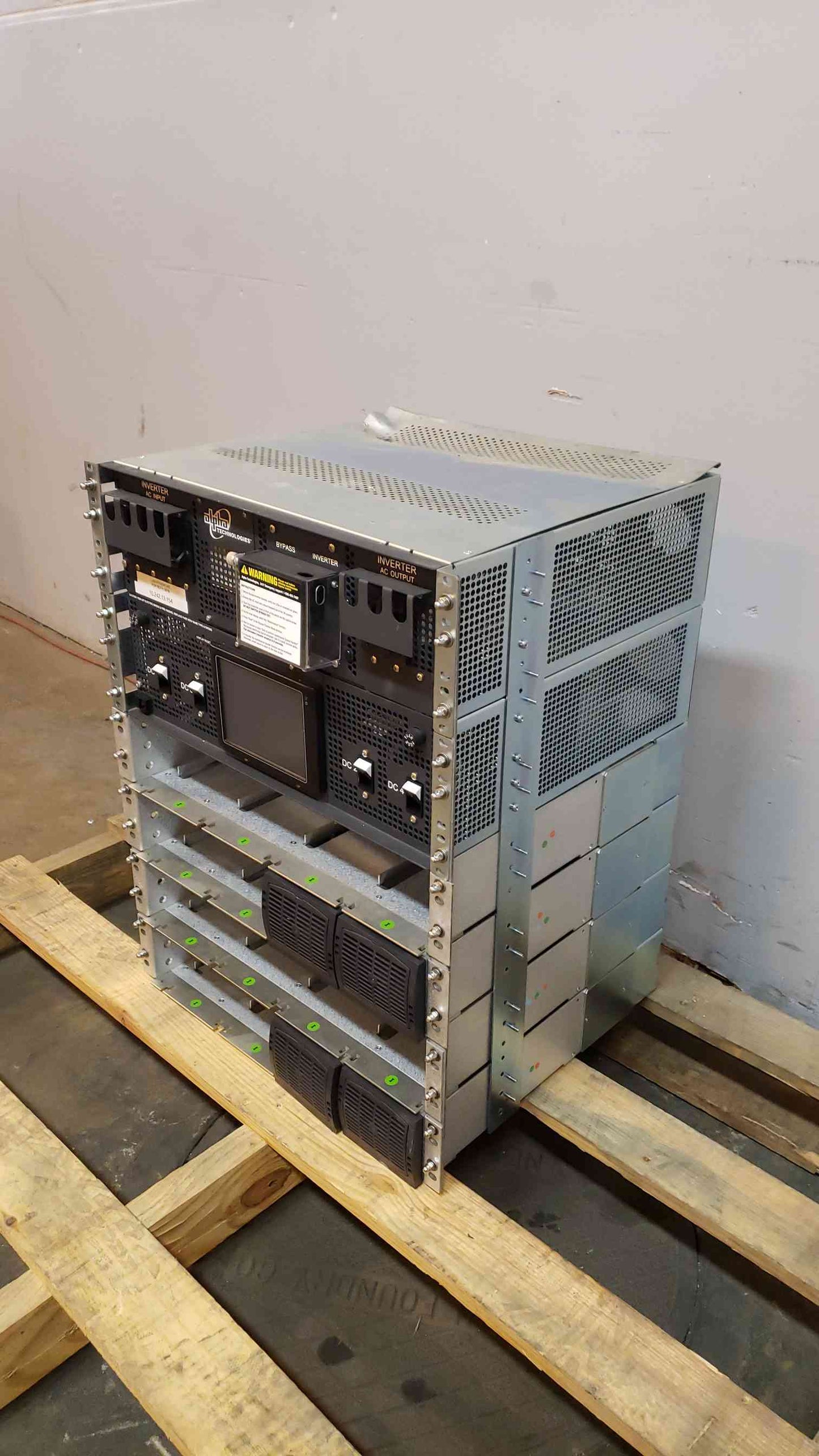 Alpha Technologies Inverter AMPS24-2-24-i4 MBS (SKU: 1923AA)(1923AA)