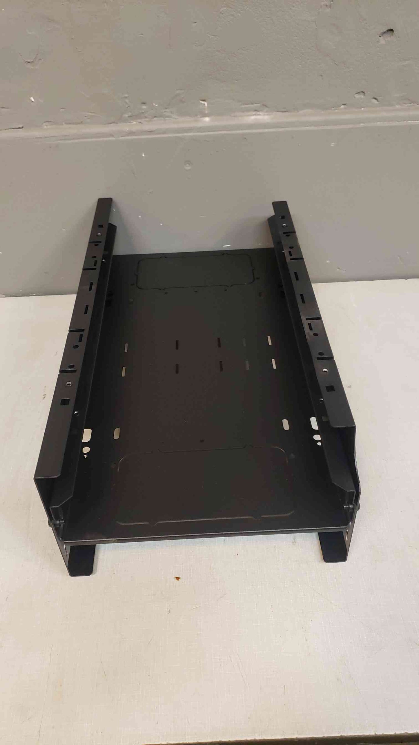 *Pickup Only* APC AR8561 Cable Trough Cable Management for NetShelter SX 600mm w/Grounding(100706)