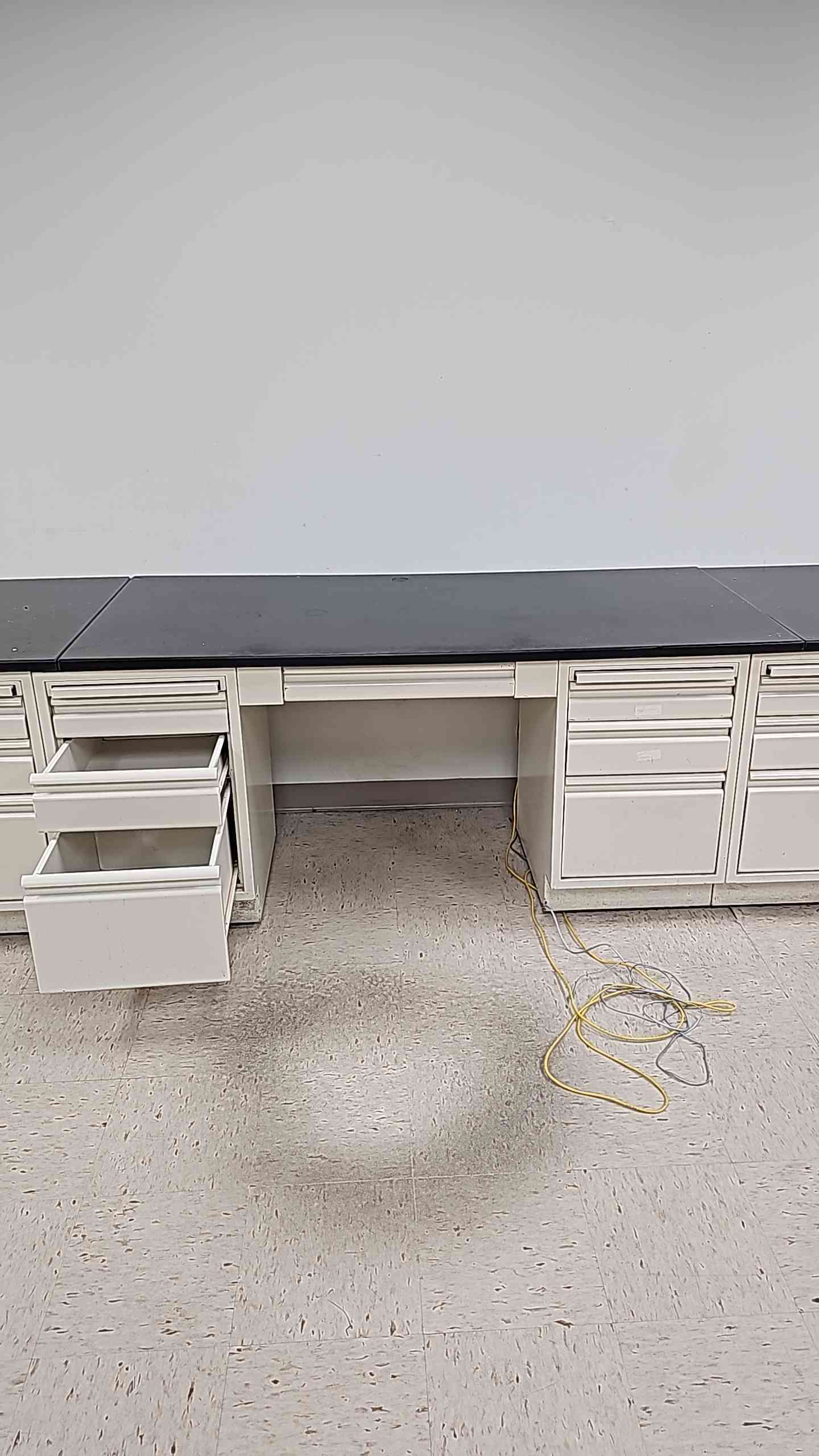 5'6" Recessed Desk (13455AA)(13455AA)