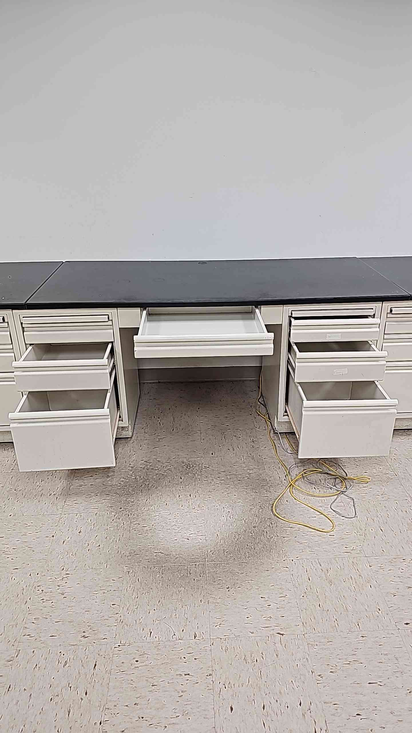 5'6" Recessed Desk (13455AA)(13455AA)