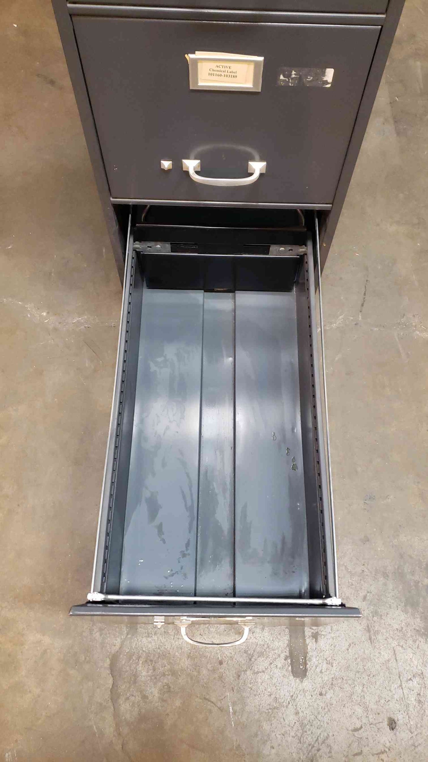 *Pickup Only* Gray 52" Four Tier Filing Cabinet (SKU: 1490AA)(1490AA)