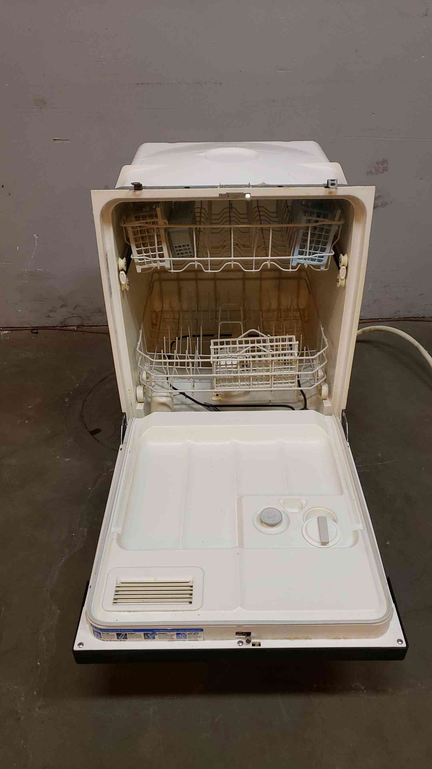 General Electric Dish Washer GSD2625F00BB(1494AA)