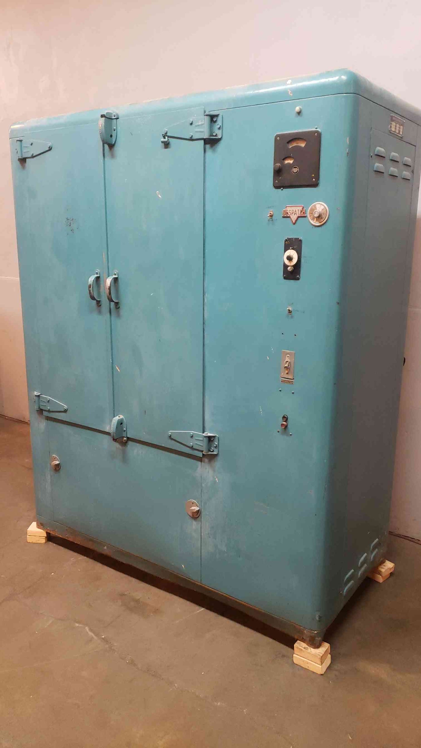 Despatch V-31 20KW 500° F Industrial Oven 220/110V (SKU: 13445AA)(13445AA)