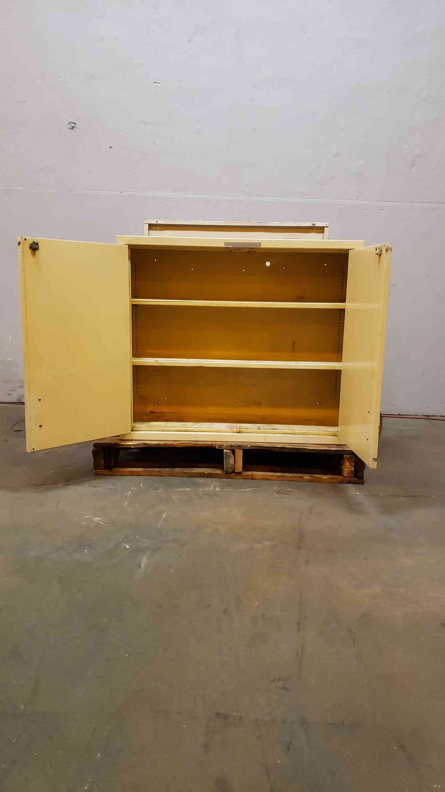 Duralab 2' 11" Solid Overhead (SKU: 2503AA)(2503AA)