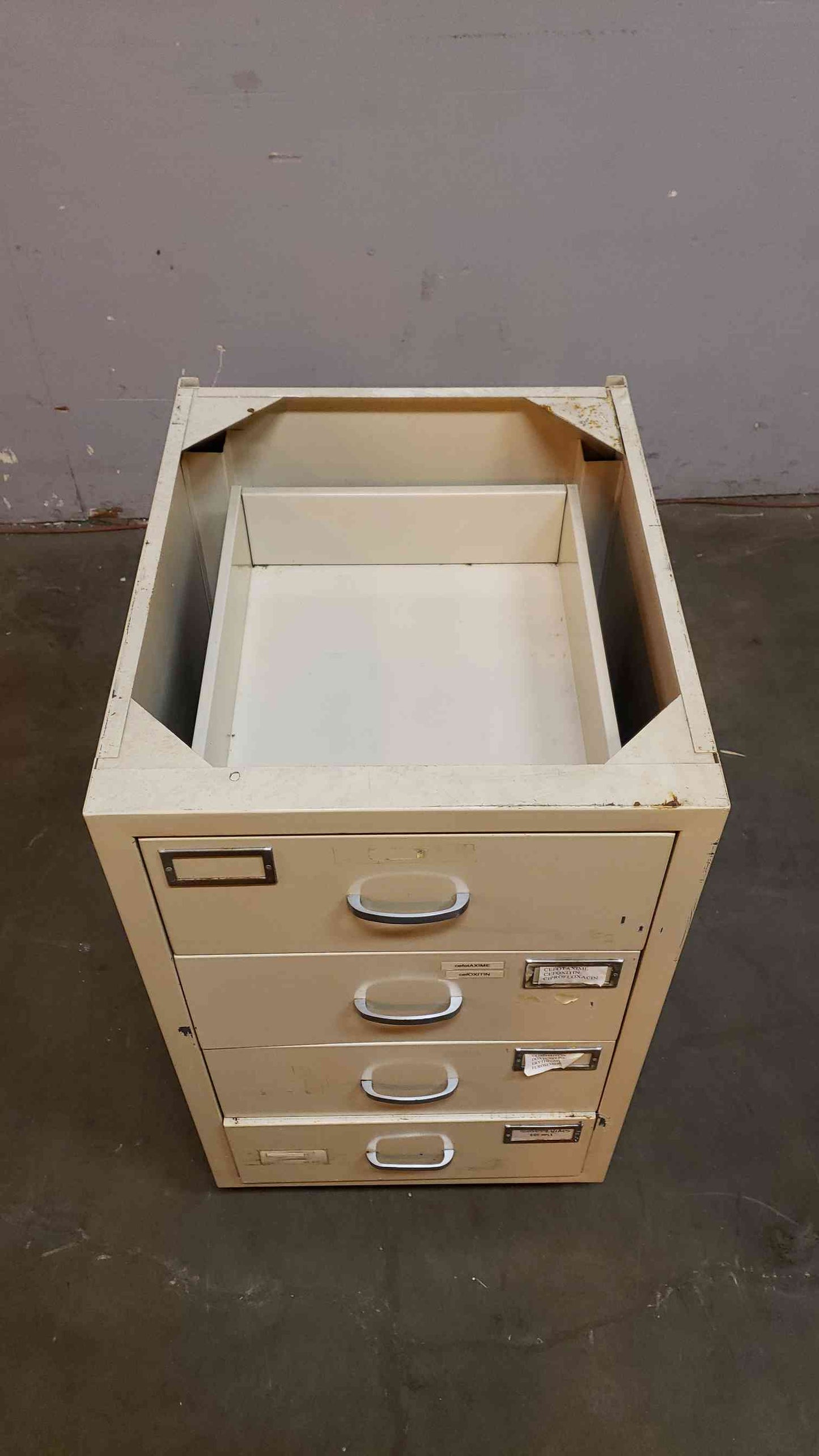 Duralab 1'7" Drawer Casework (SKU: 2500AA)(2500AA)