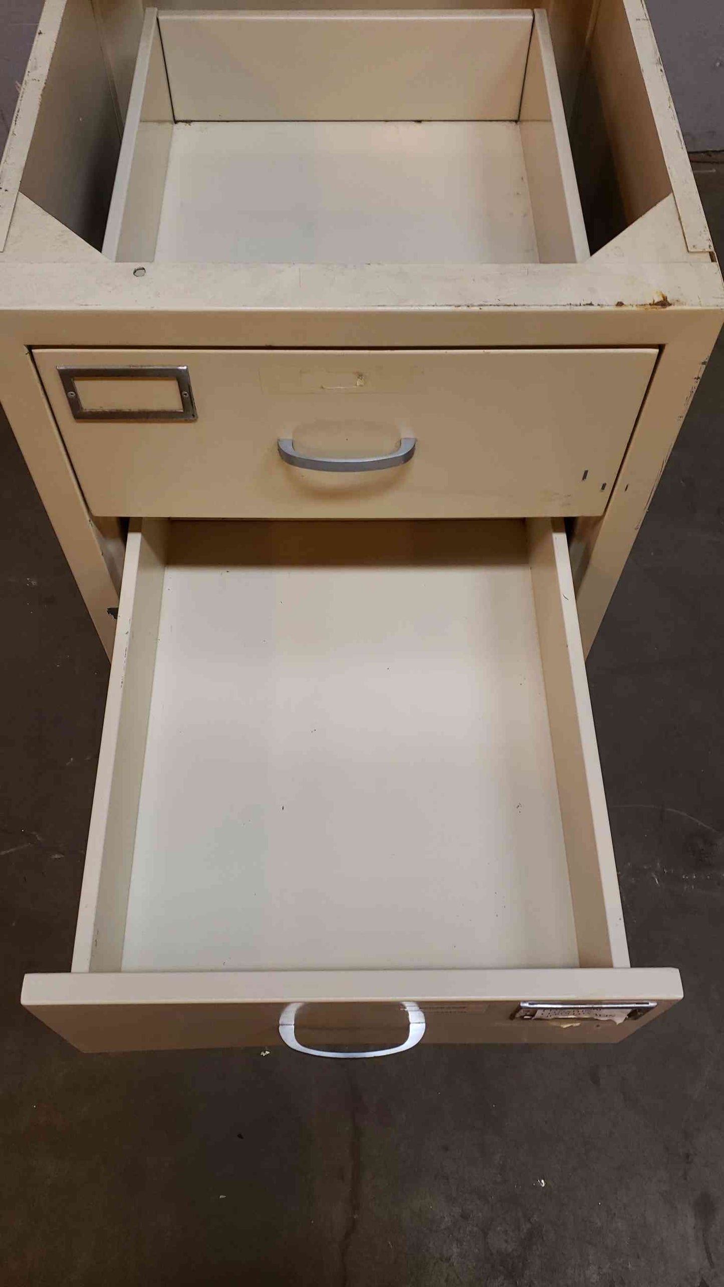 Duralab 1'7" Drawer Casework (SKU: 2500AA)(2500AA)