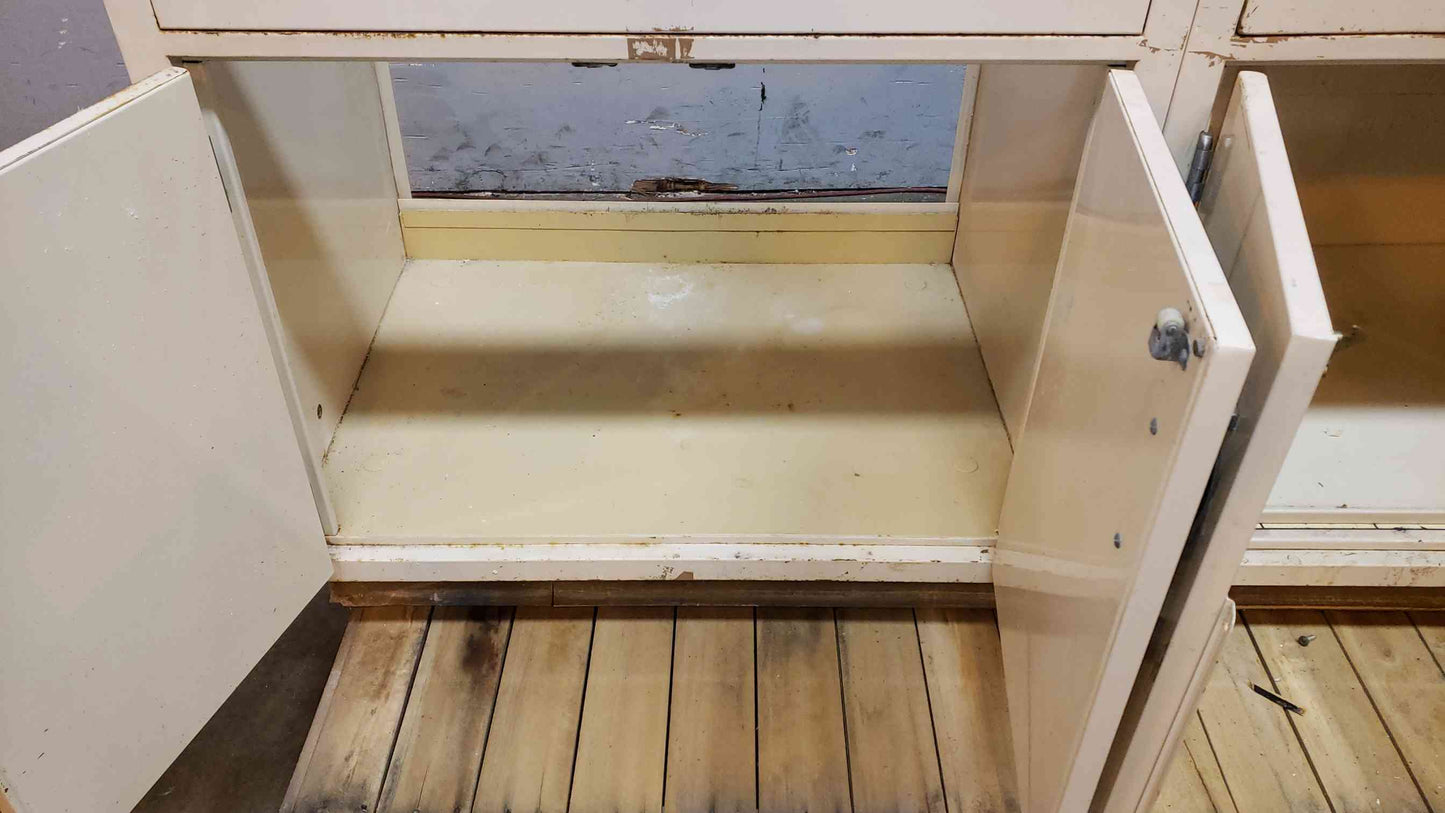 Duralab 5' Fumehood Base (SKU: 2967AA)(2967AA)