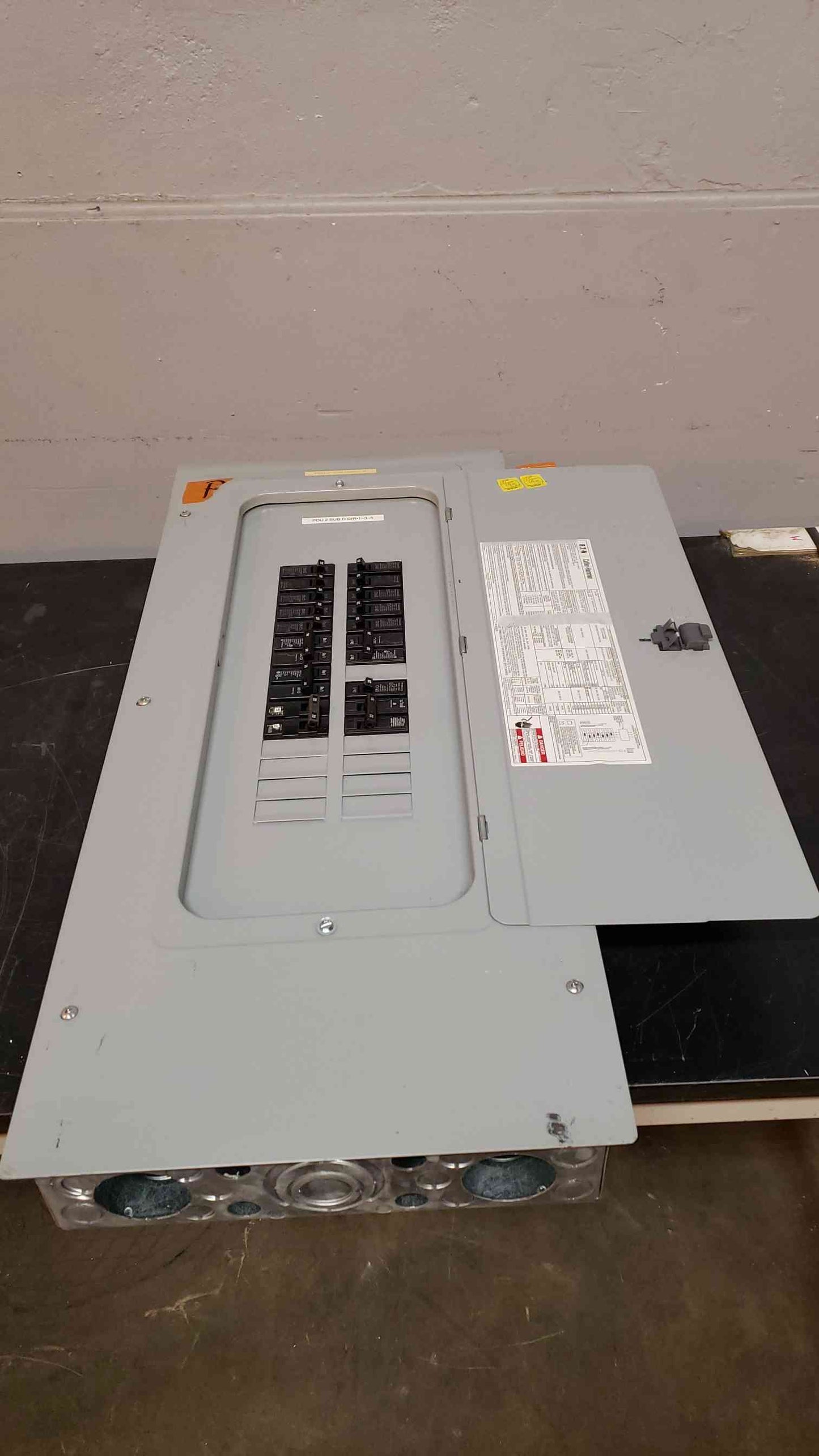 200A EATON Breaker Panelboard 3Ph 208/120 (SKU: 2988AA)(2988AA)