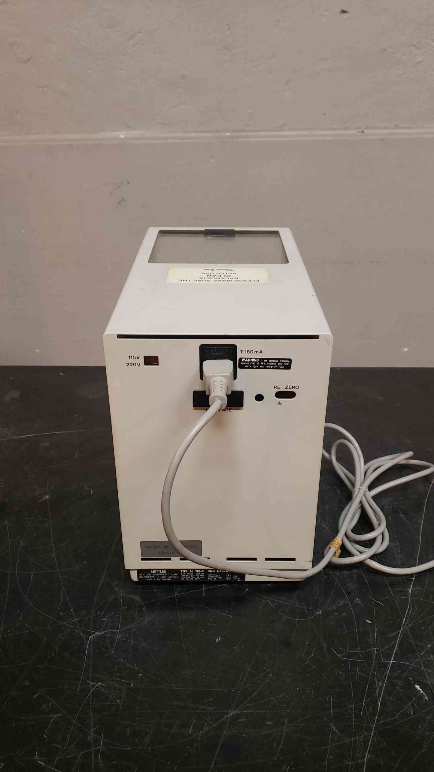 Mettler-Toledo AE 200 Digital Analytical Lab Scale (SKU: 4466AA)(4466AA)