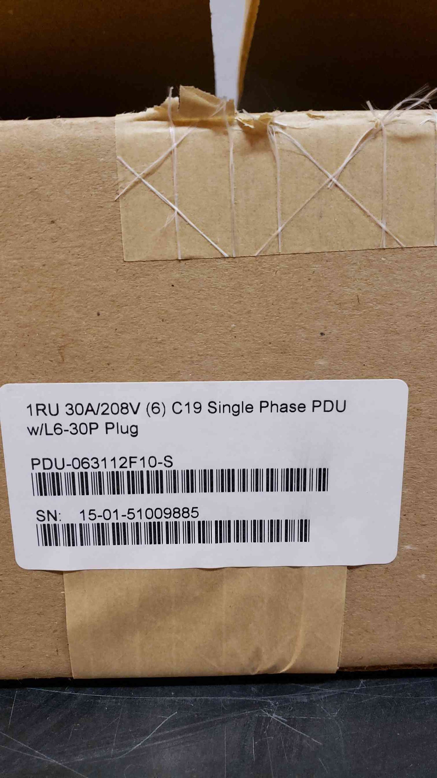 *Pickup Only* Baytech 1RU 30A/208V C19 Single Phase PDU W/L630P Plug PDU063112F10(100923)