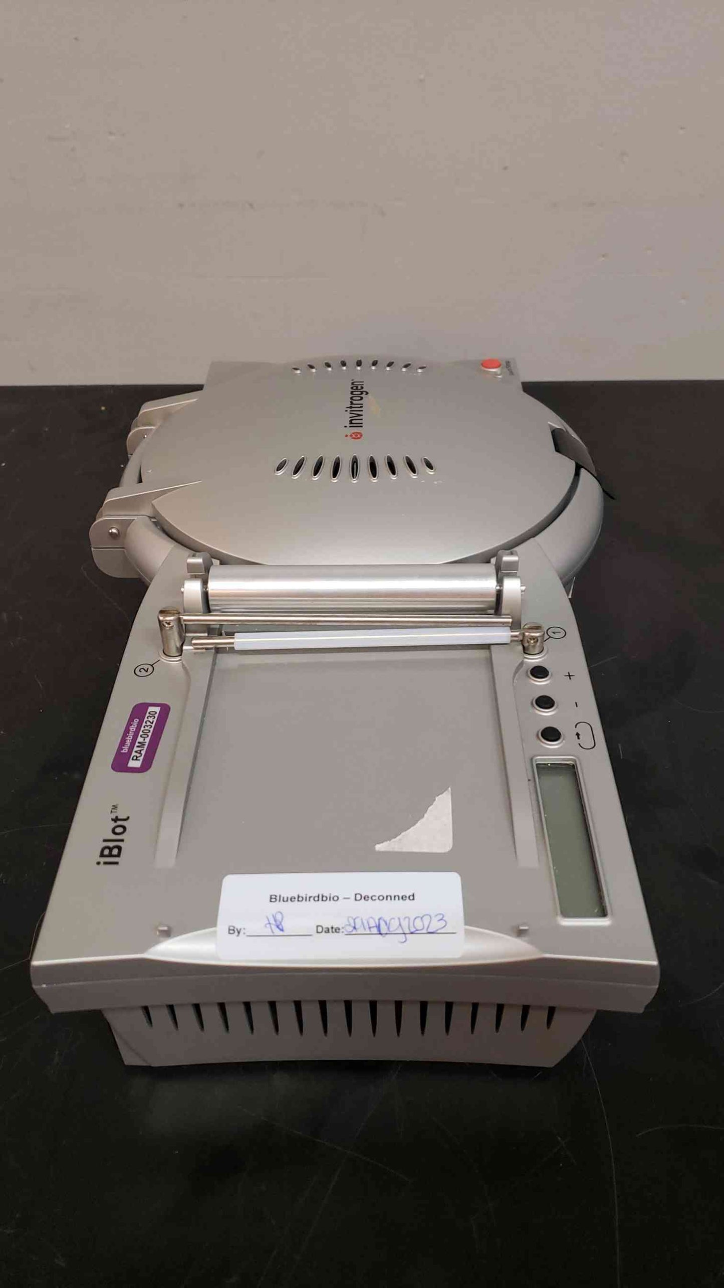 Life Technologies Invitrogen iBlot Dry Blotting Gel Transfer