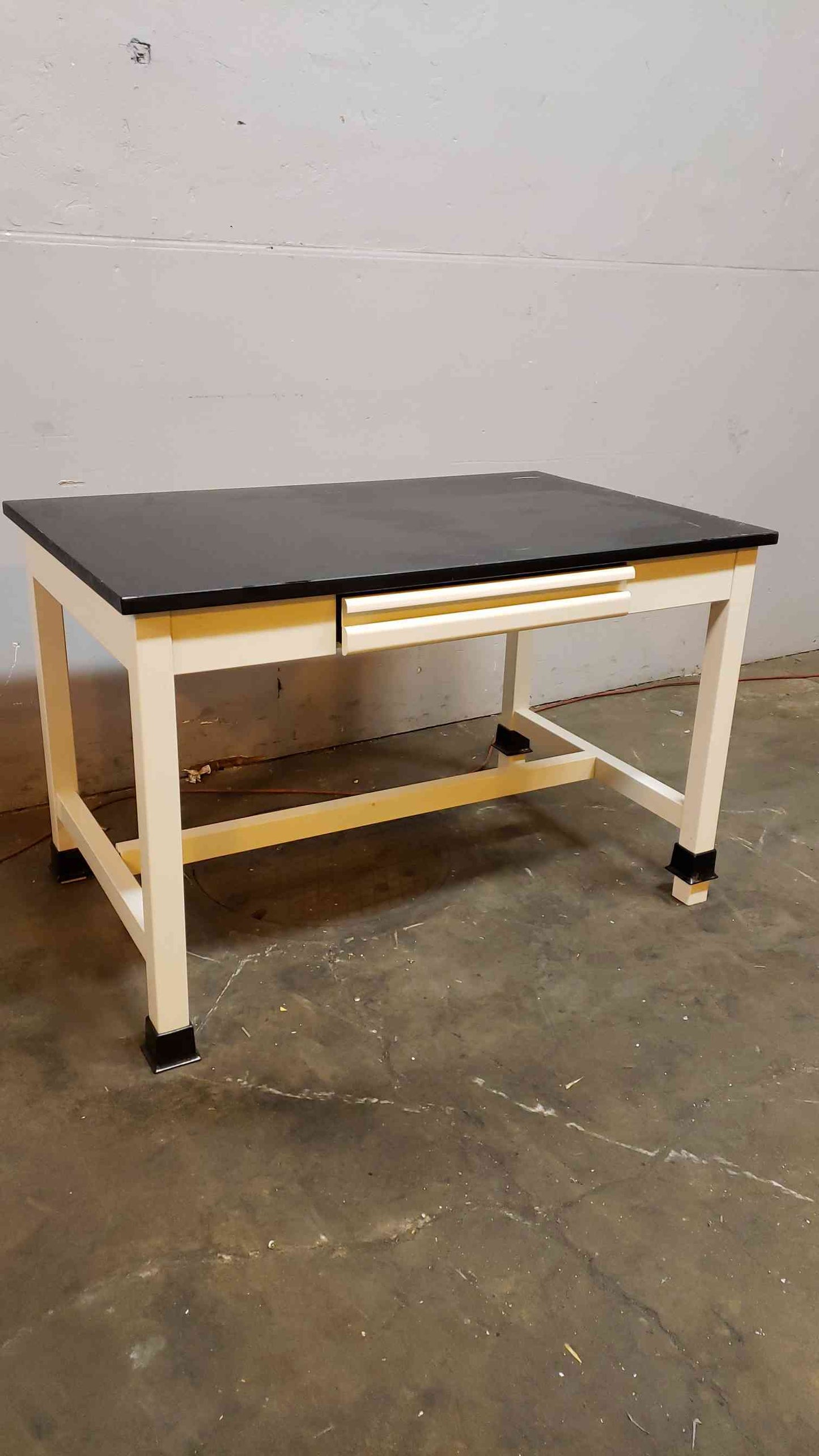 4' Recessed Table W/ Apron (SKU: 1944AA)(1944AA)