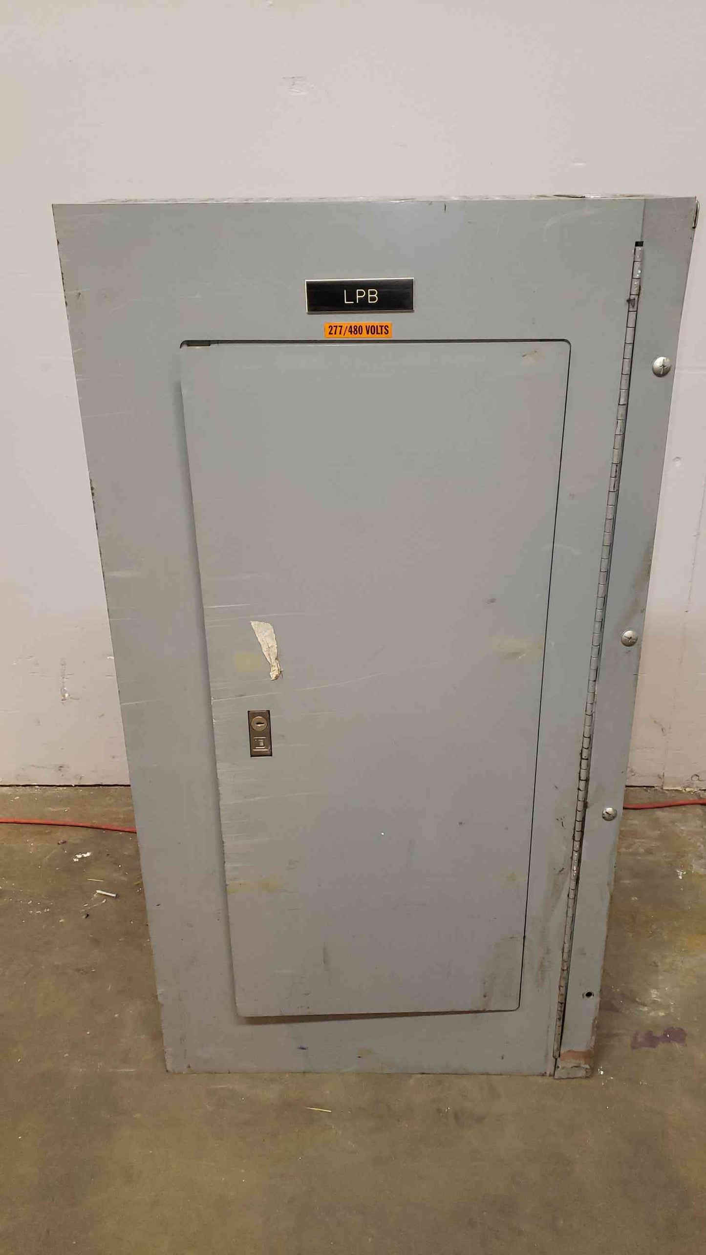 100A NF Square D Panel Board NC38SHR w/ Main 480V LOADED(100299)