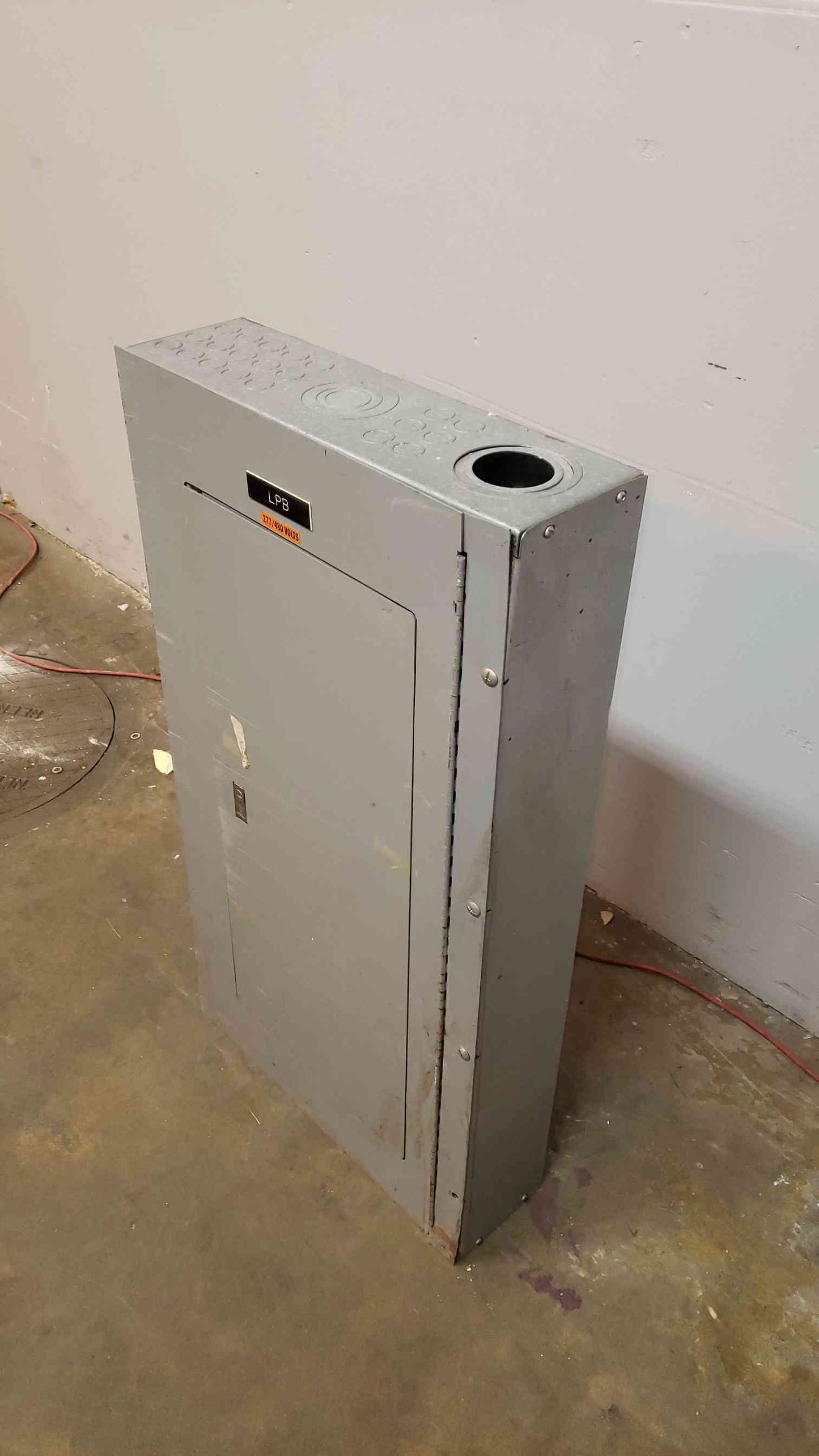 100A NF Square D Panel Board NC38SHR w/ Main 480V LOADED(100299)