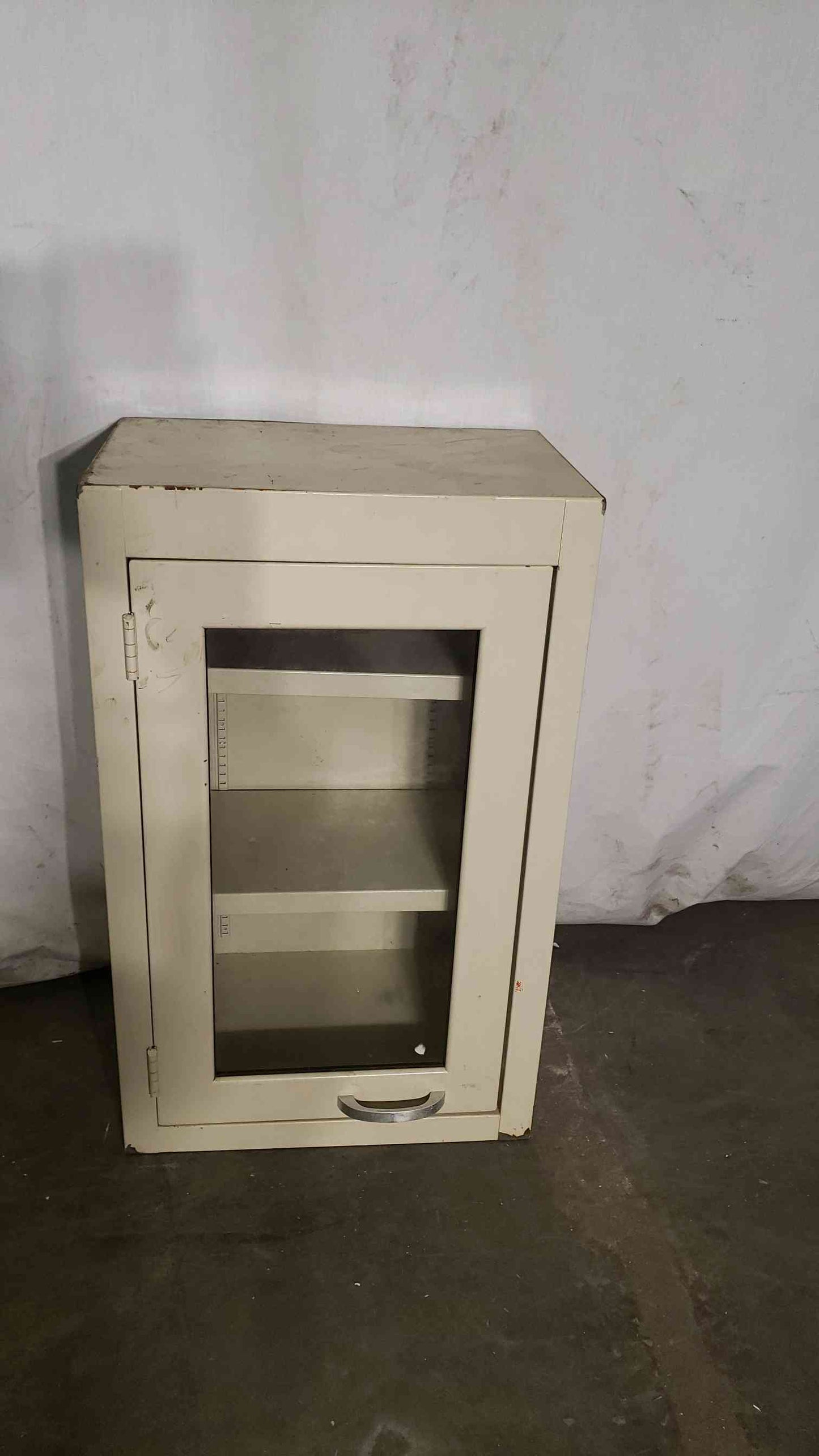 18" Duralab Overhead Cabinet(100074)