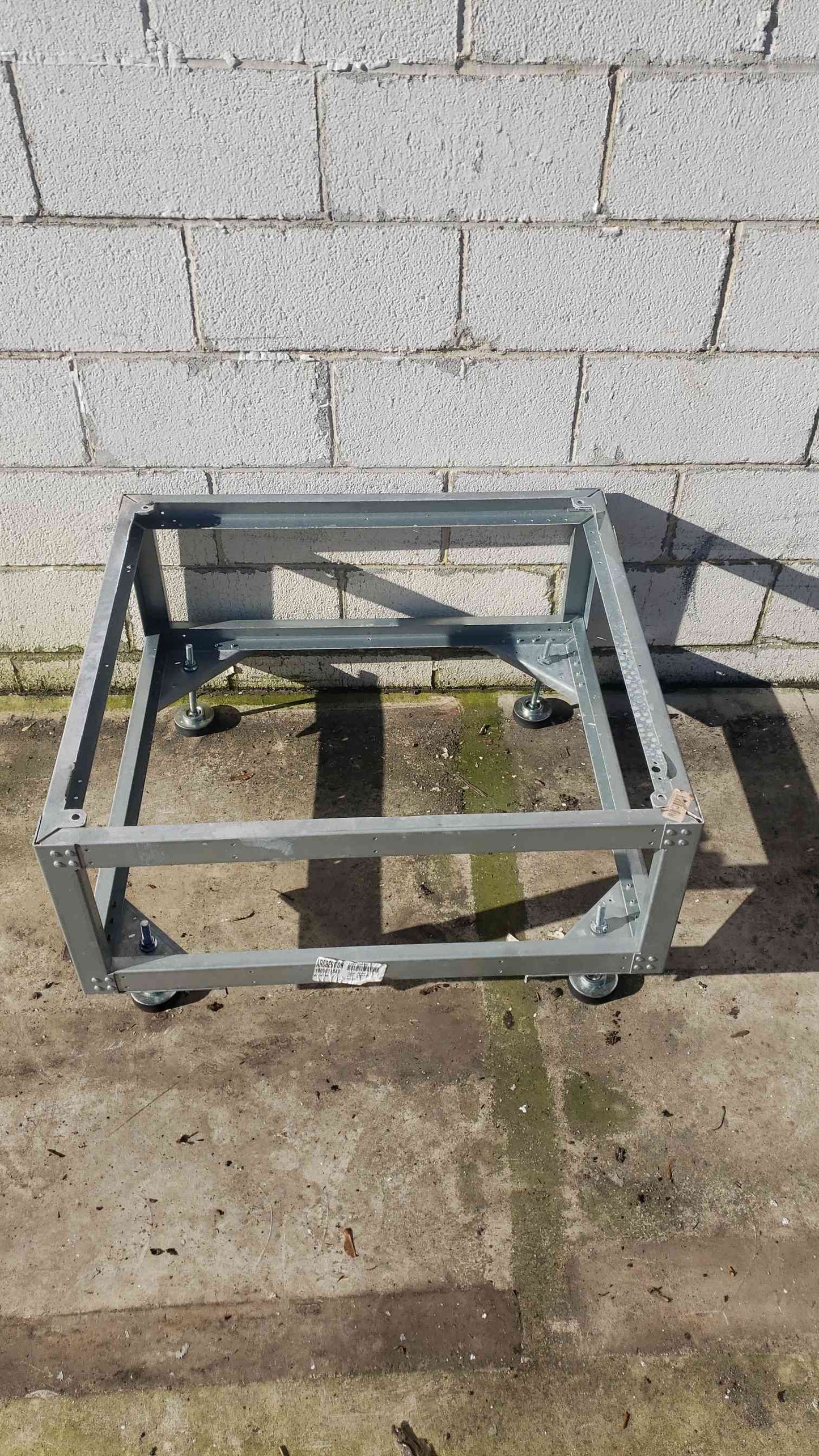 *Pickup Only* Base for Small CRAC Units 32x30x18(S6LLST3777)