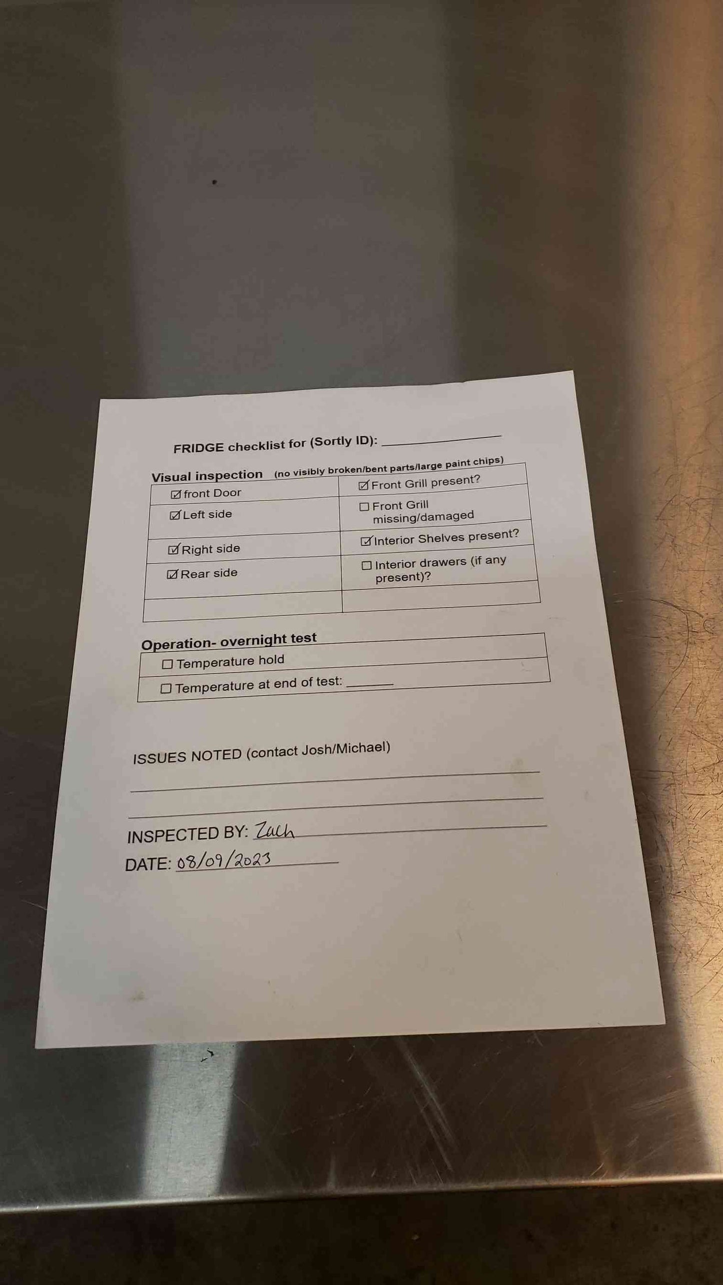 AVANTCO 5' Refrigerator 178UBB2460 TESTED WORKING(100649)