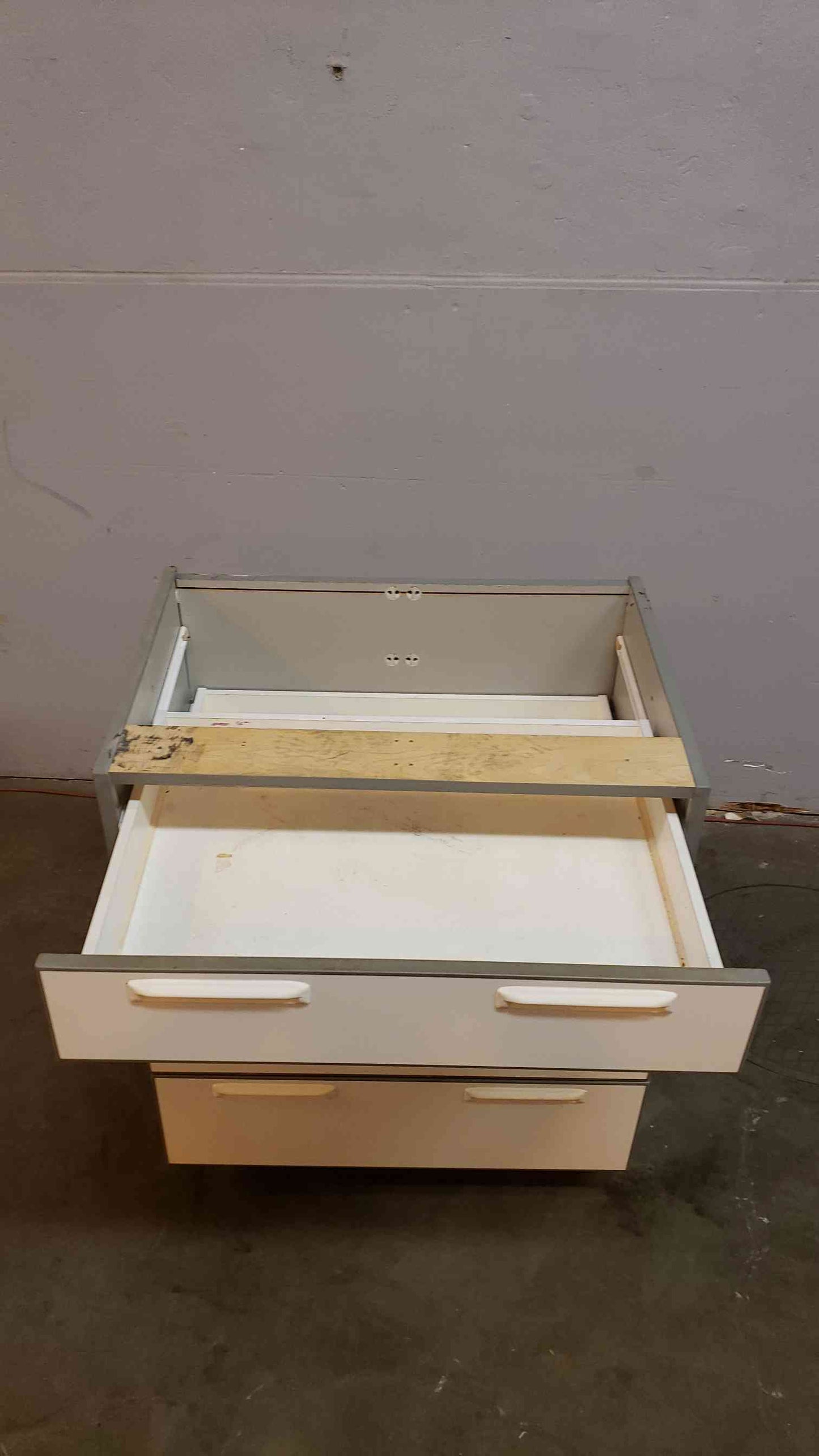 30" Recessed Wooden Casework W/ 4 Drawers(Q16663)