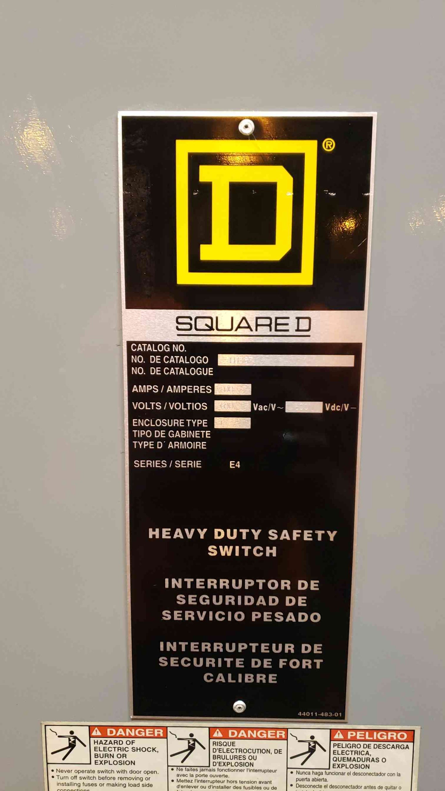 SQUARE D HU367 3PH 600V 800A DISCONNECT SWITCH(100198)