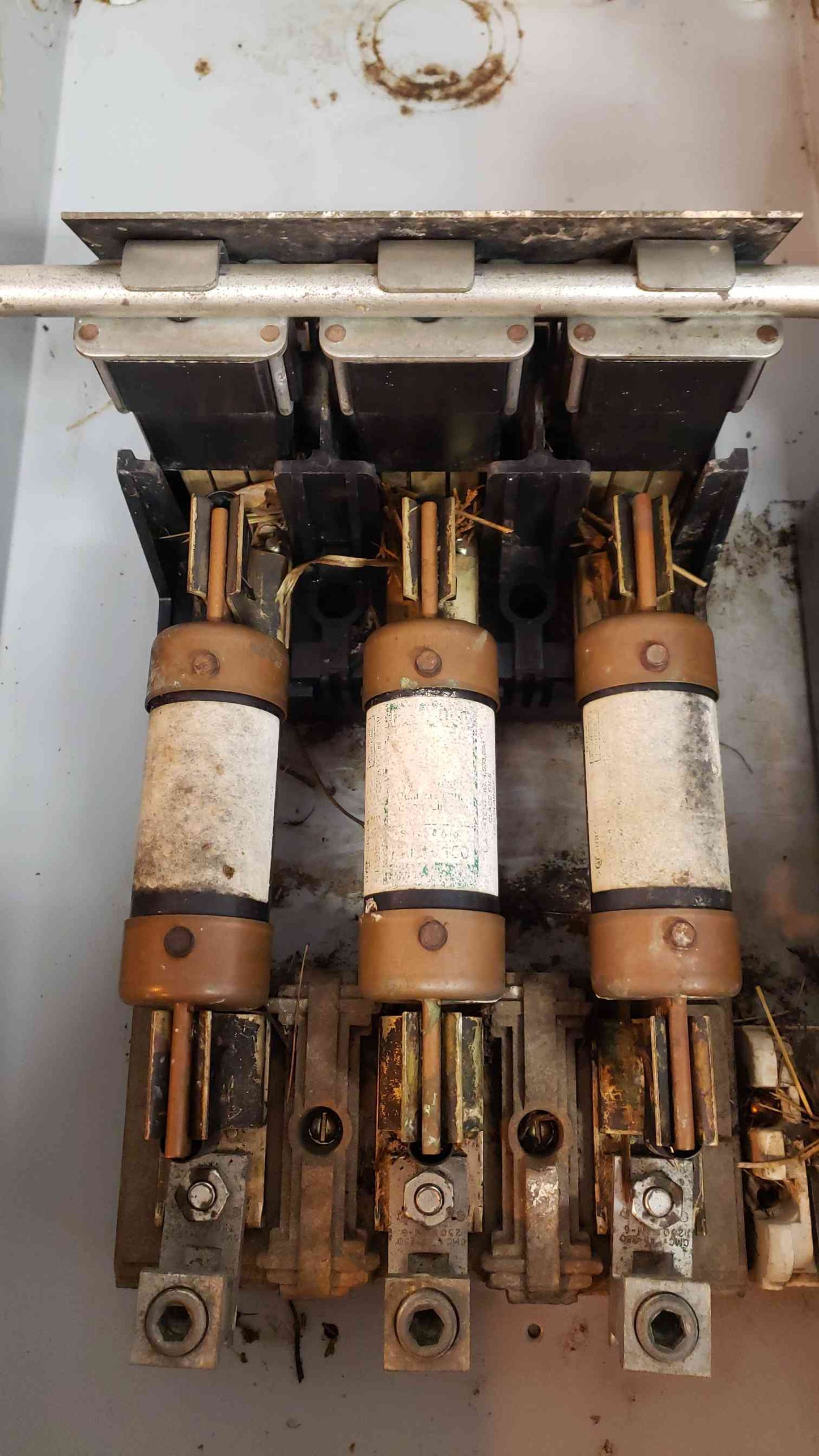 SIEMENS 200A Enclosed Switch General Duty JN424 (SKU: 1901AA)(1901AA)