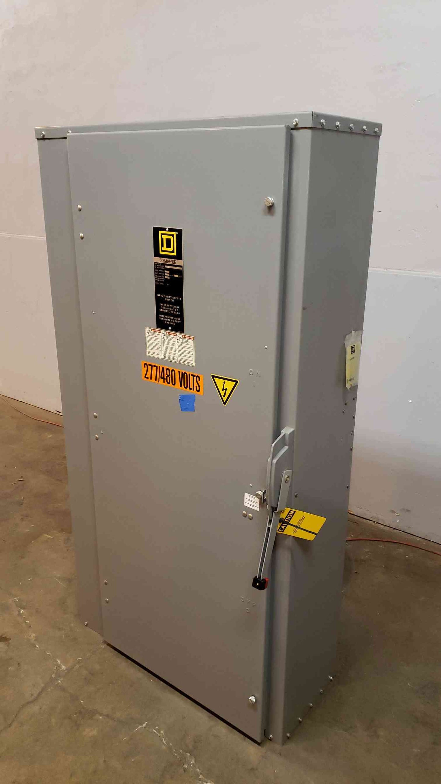 SQUARE D HU367 3PH 600V 800A DISCONNECT SWITCH(100198)