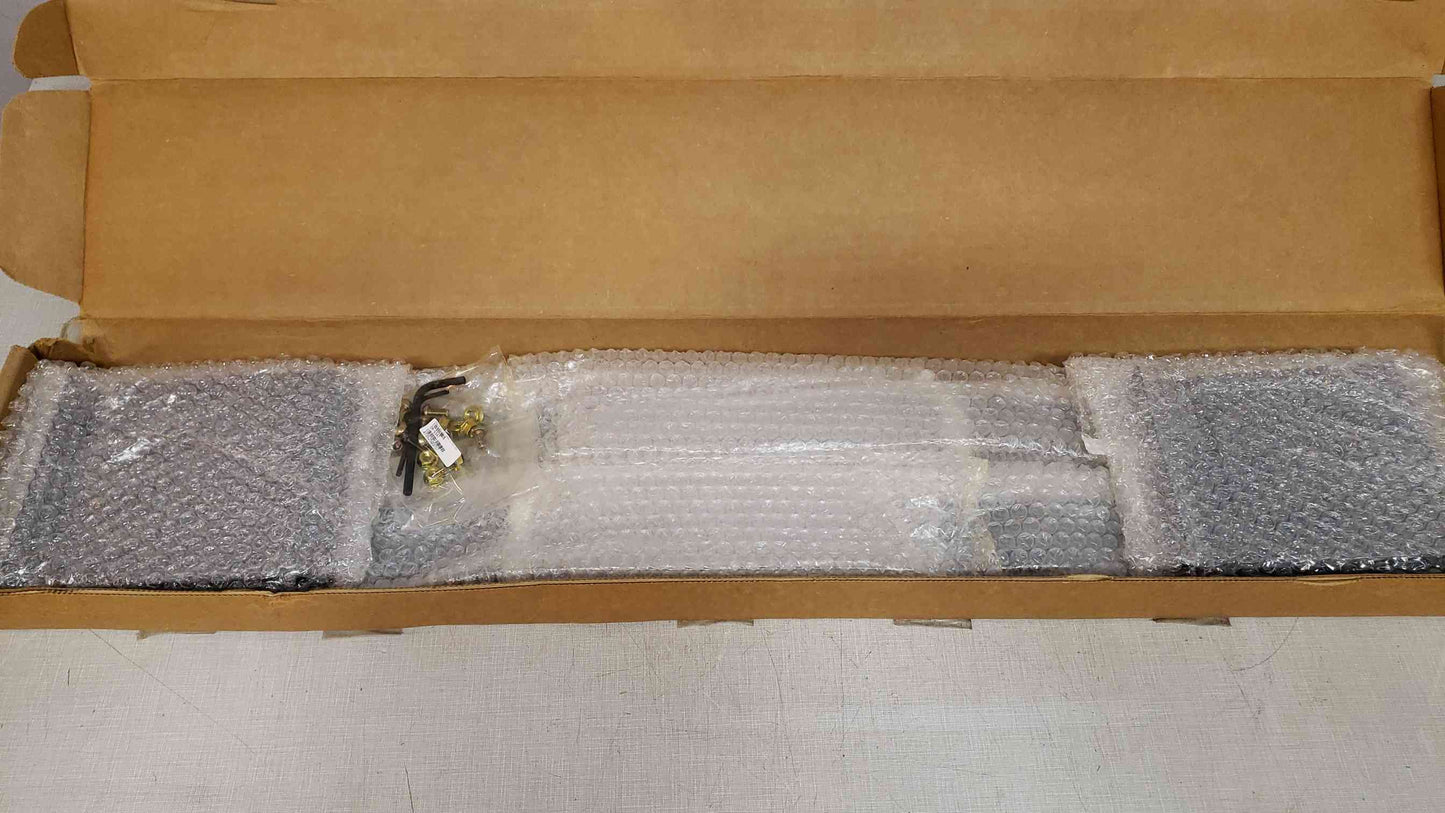*Pickup Only* NEW APC Netshelter SX to VX or VS External Joining Kit AR7602(100864)