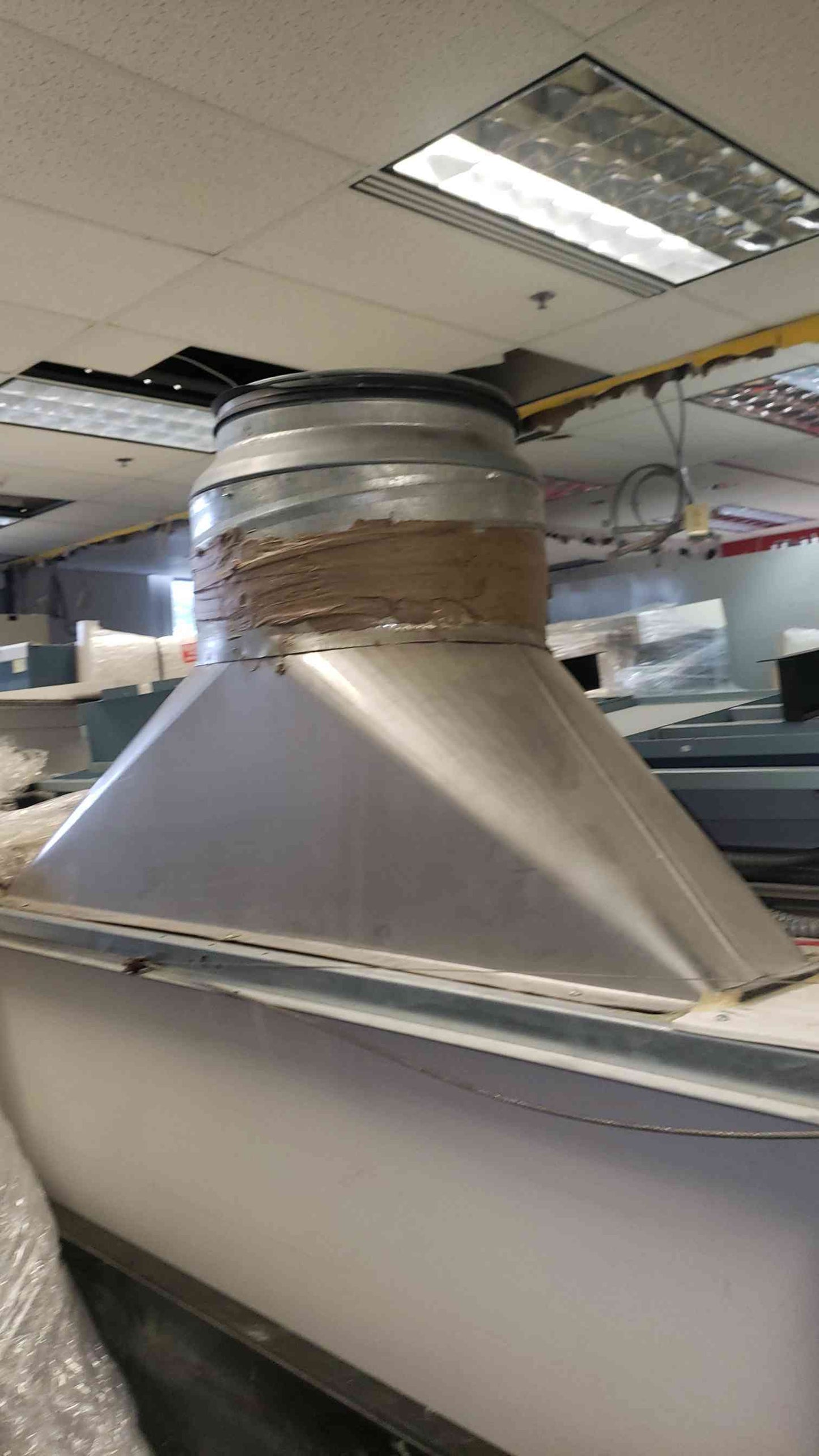 8' Fume Hood Hamilton SafeAire Ducted(S6LLST7498)