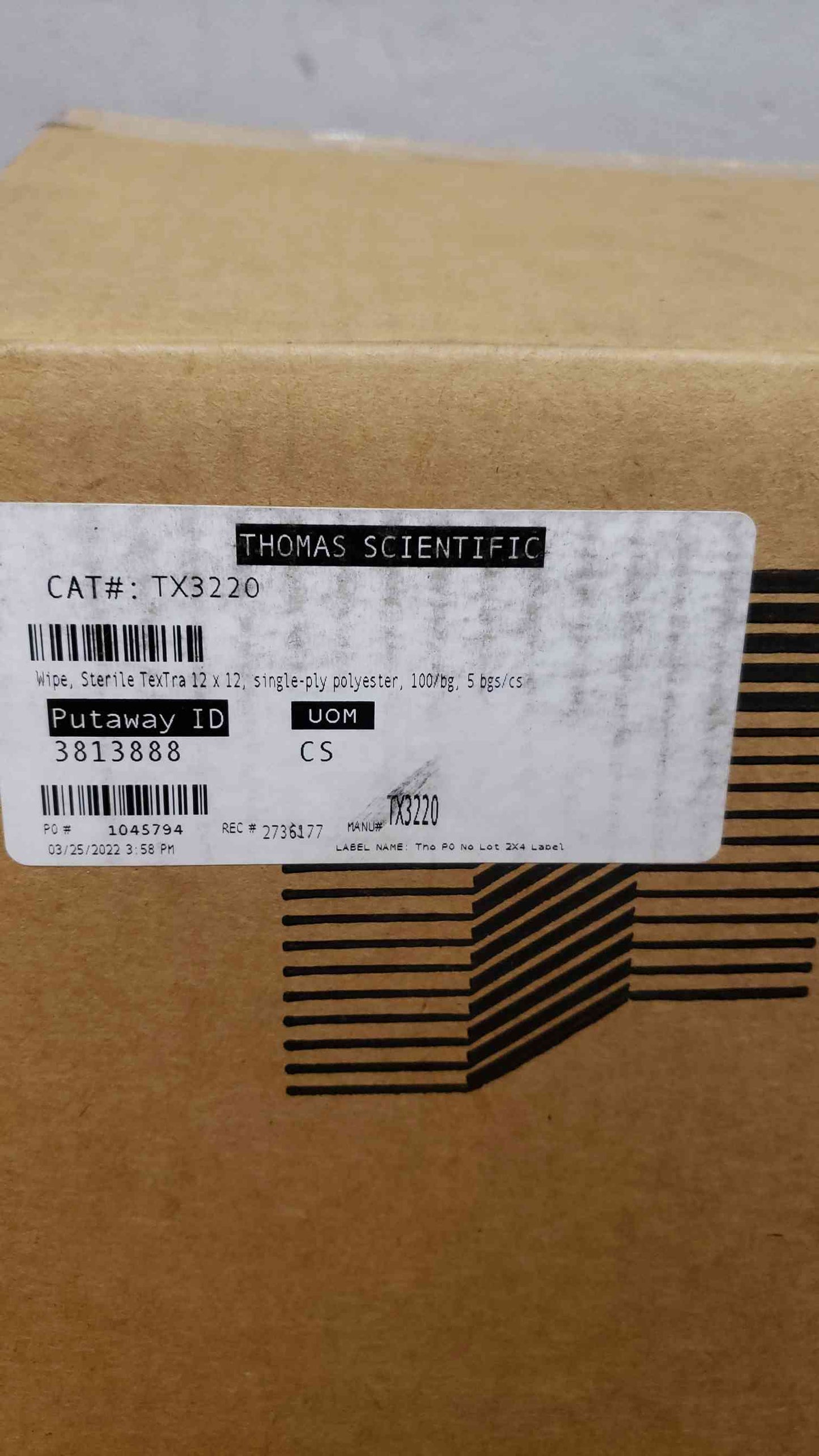 Package of 100 Texwipe Sterile Polyester Knit Wipers TX3220 (SKU: 4373AA)(4373AA)