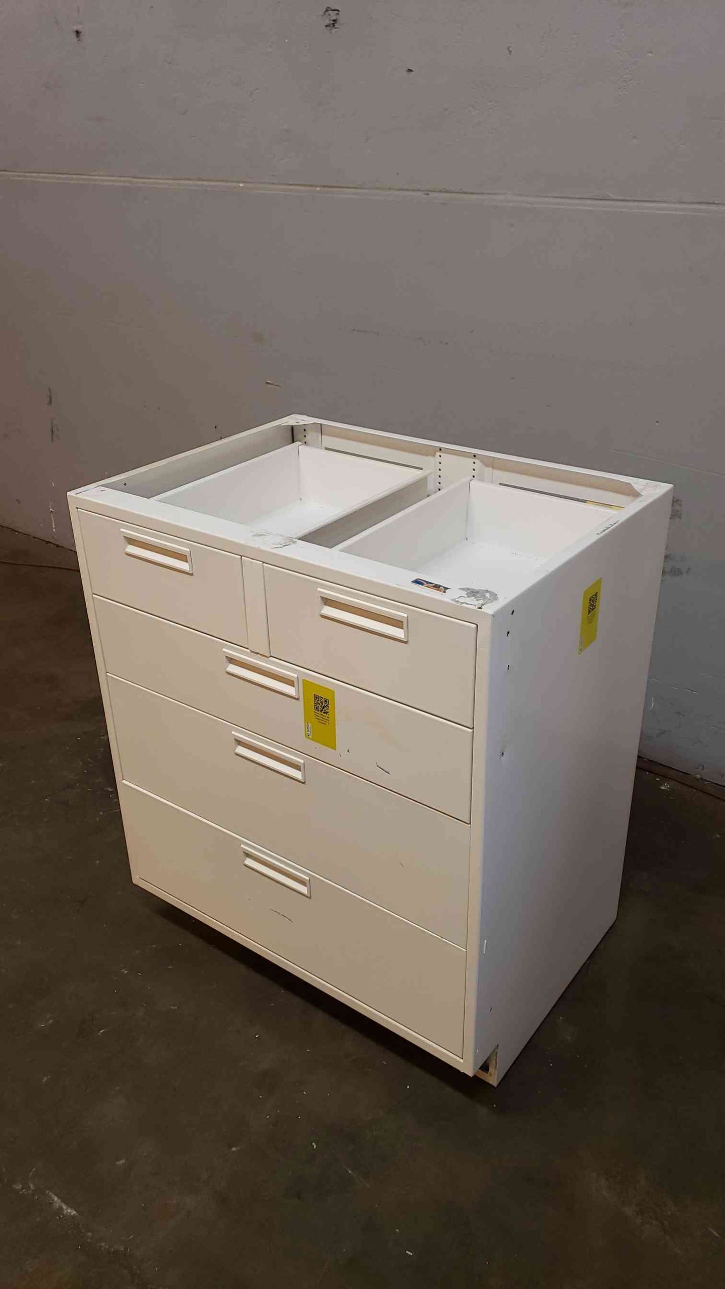White 30" Fisher Hamilton Casework W/ 5 Drawers(3870AA)