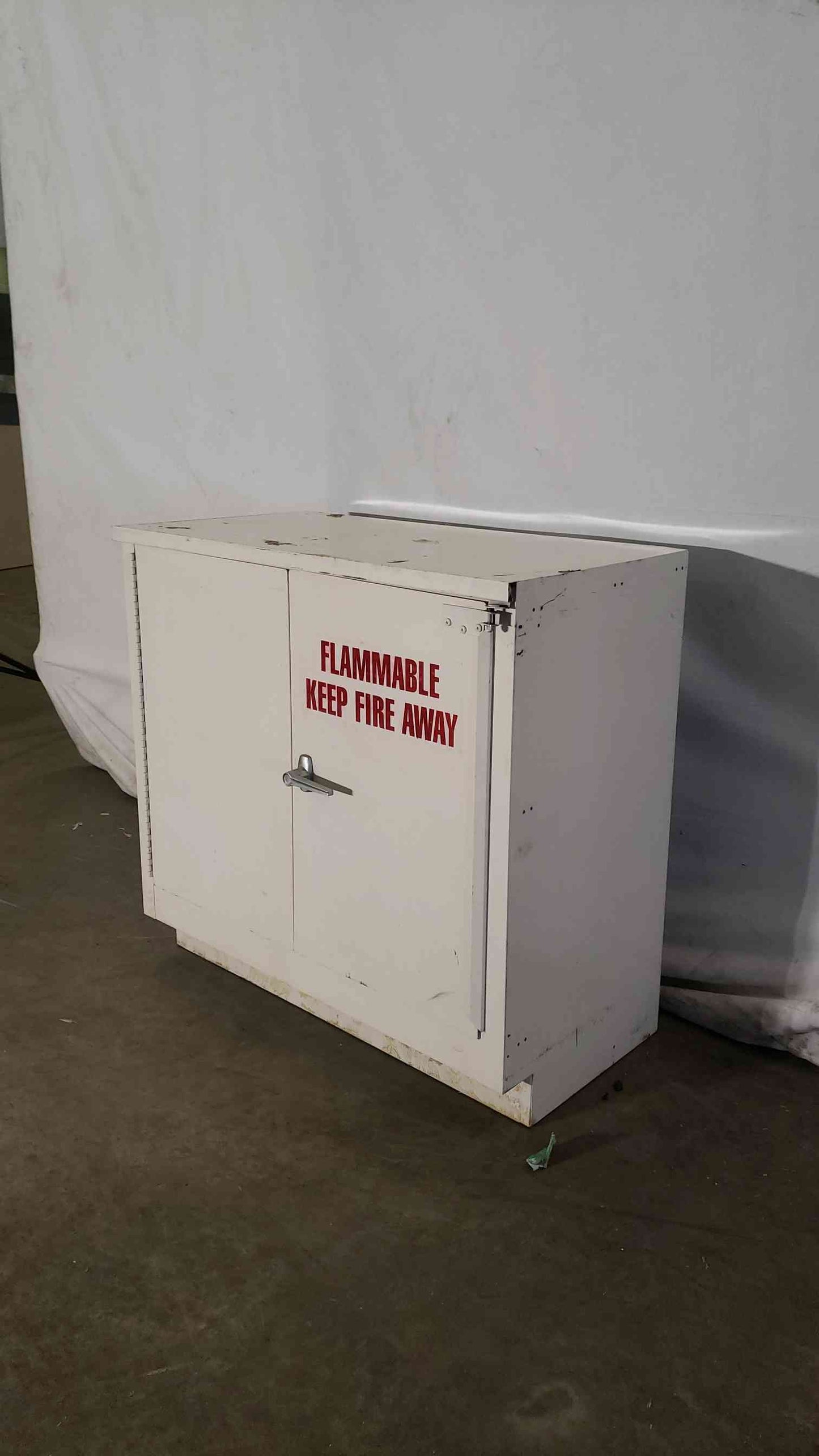 36x19x35 Flammable Cabinet(100181)