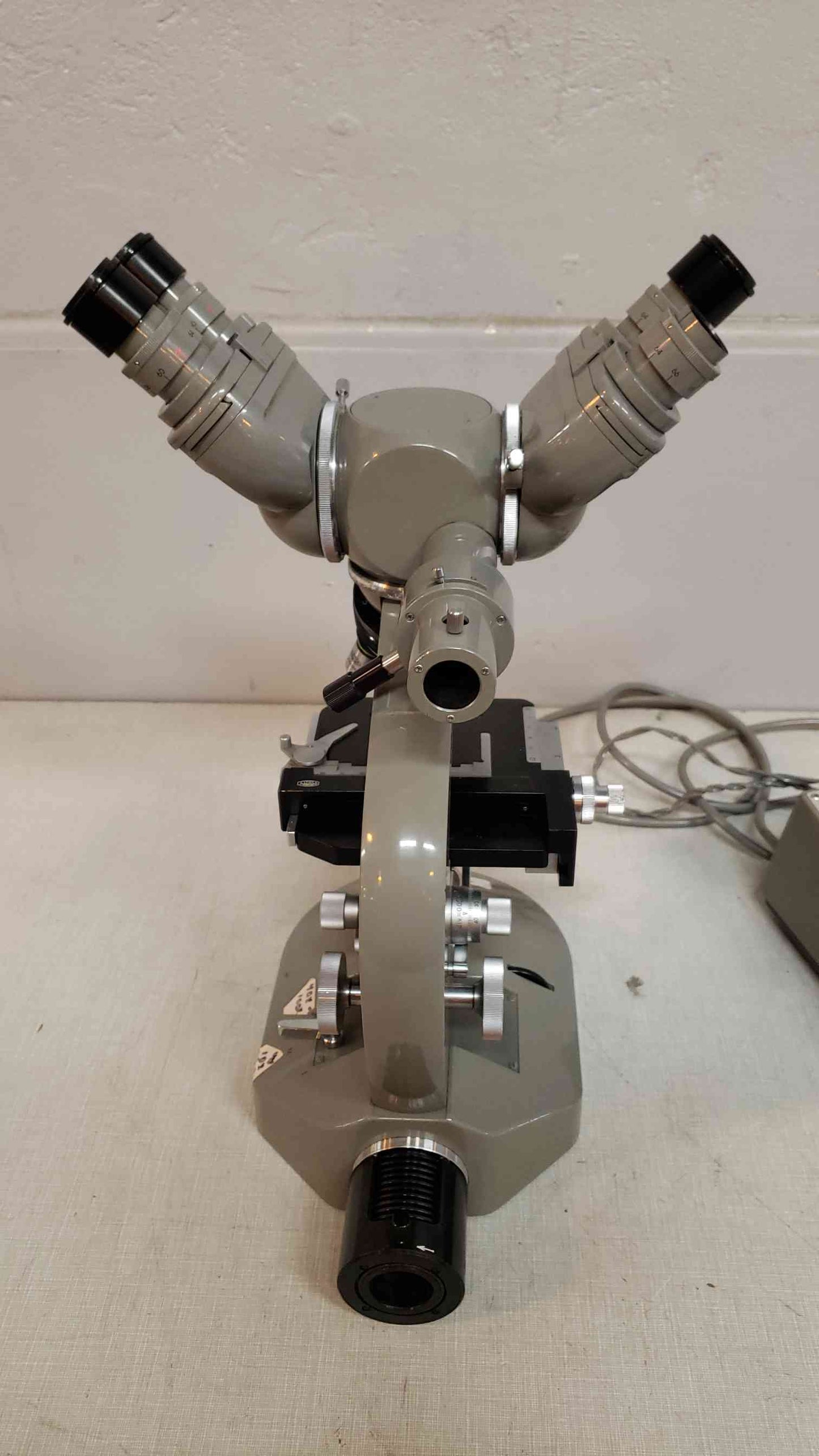 Olympus Tokyo Microscope W/ Power Source 200771(1409AA)