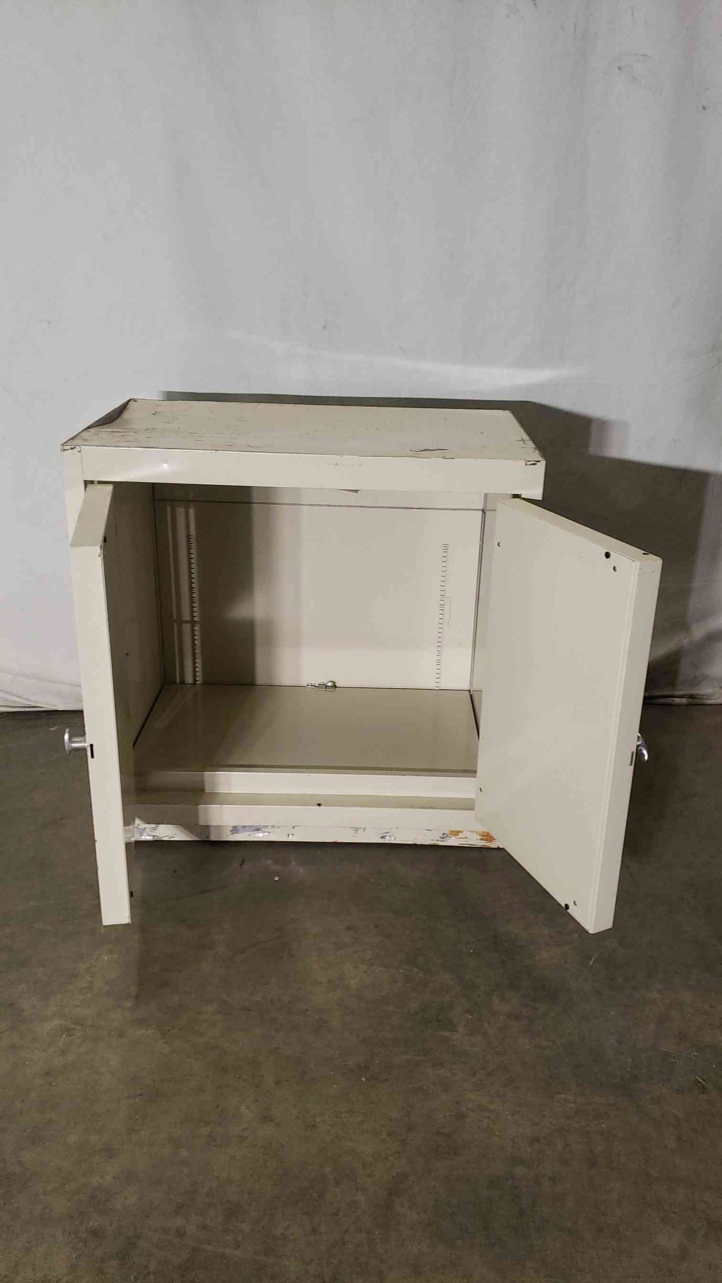 36x22x35 Flammable Tan Cabinet9(100231)