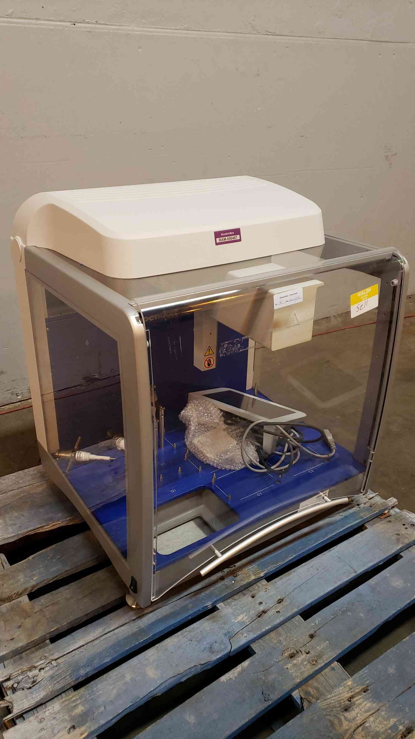 Eppendorf AG epMotion P5073 Auto Liquid Handler & Display