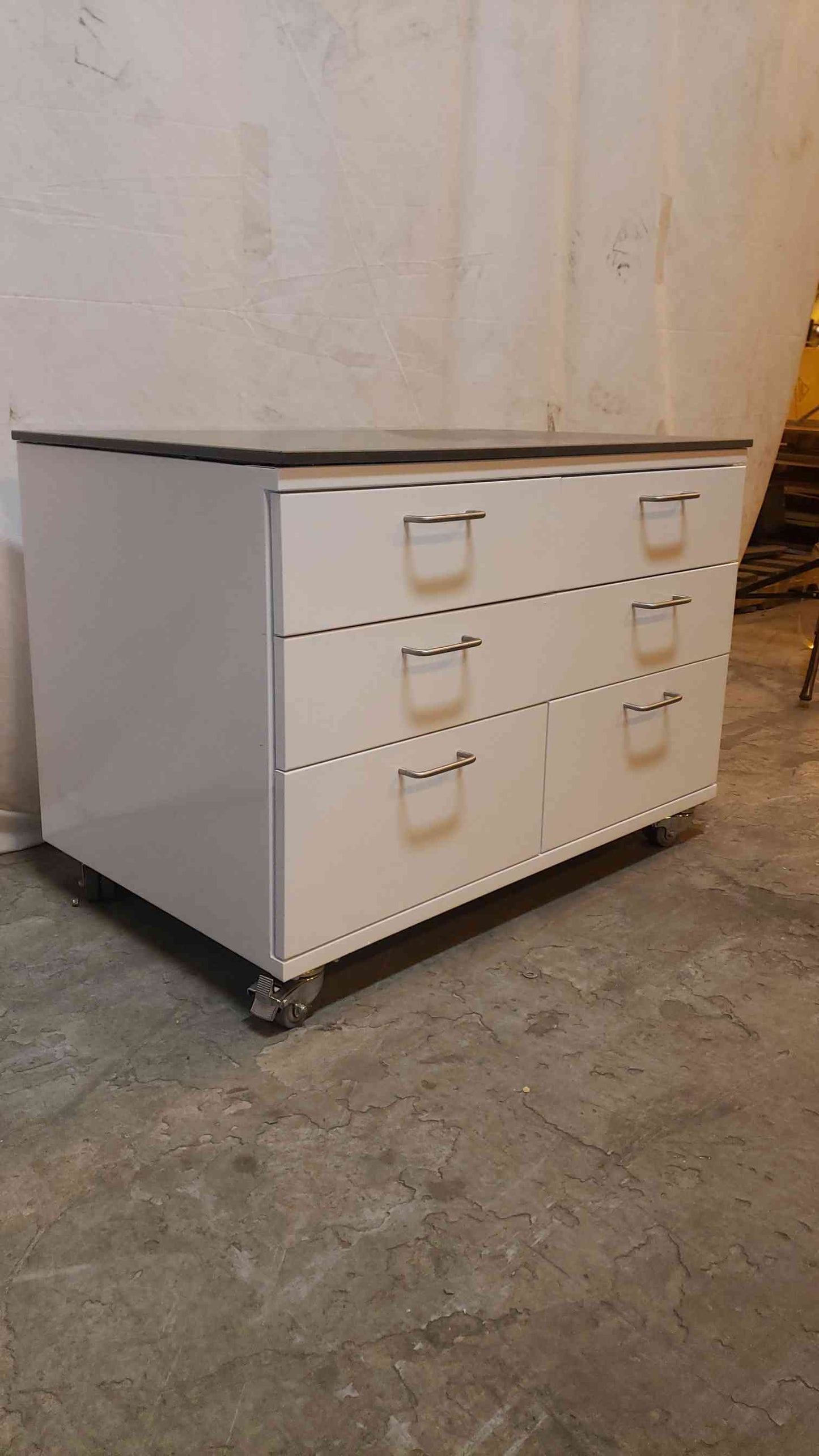 6 Drawer Rolling Casework Metal with Epoxy Top (1143AA)(1143AA)